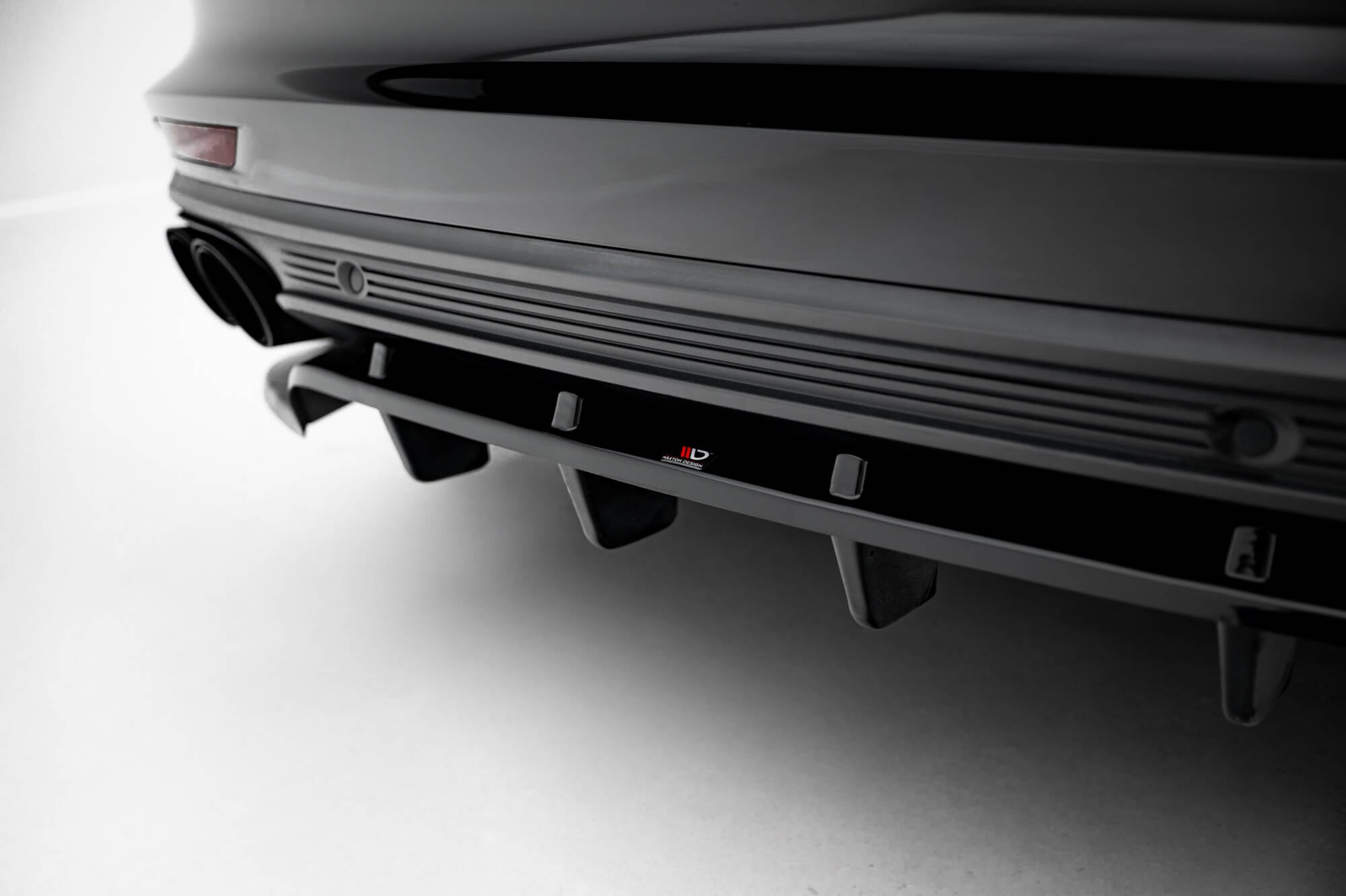 Maxton Design - Mittlerer Cup Diffusor DTM Look Heck Ansatz für Porsche Panamera Turbo S E - Hybrid / Panamera E - Hybrid / Panamera 4S 971 - Aerowerk.