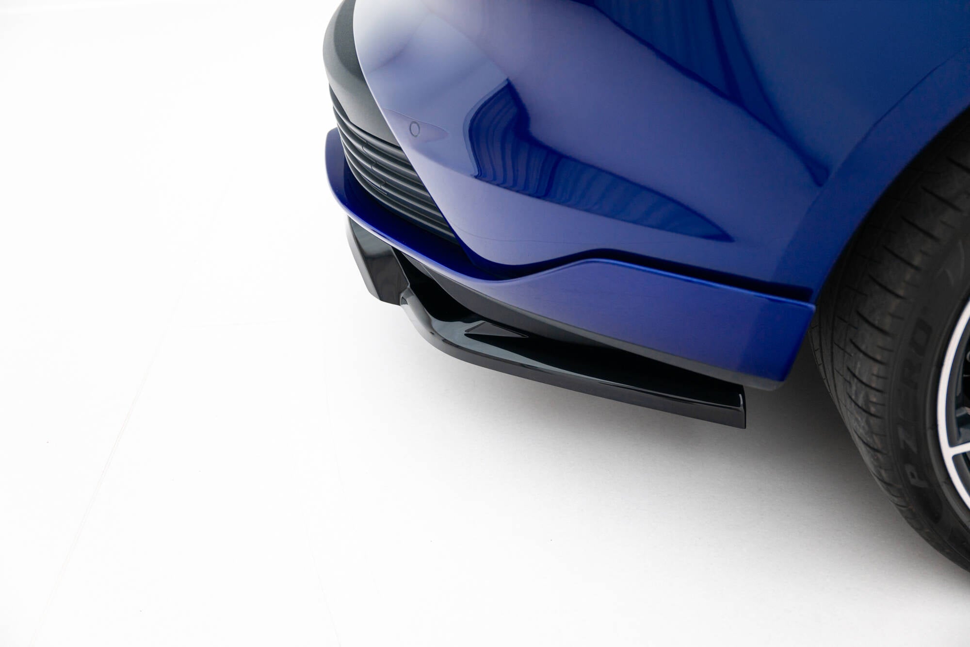 Maxton Design - Mittlerer Cup Diffusor DTM Look Heck Ansatz für Porsche Taycan Turbo S Mk1 - Aerowerk.