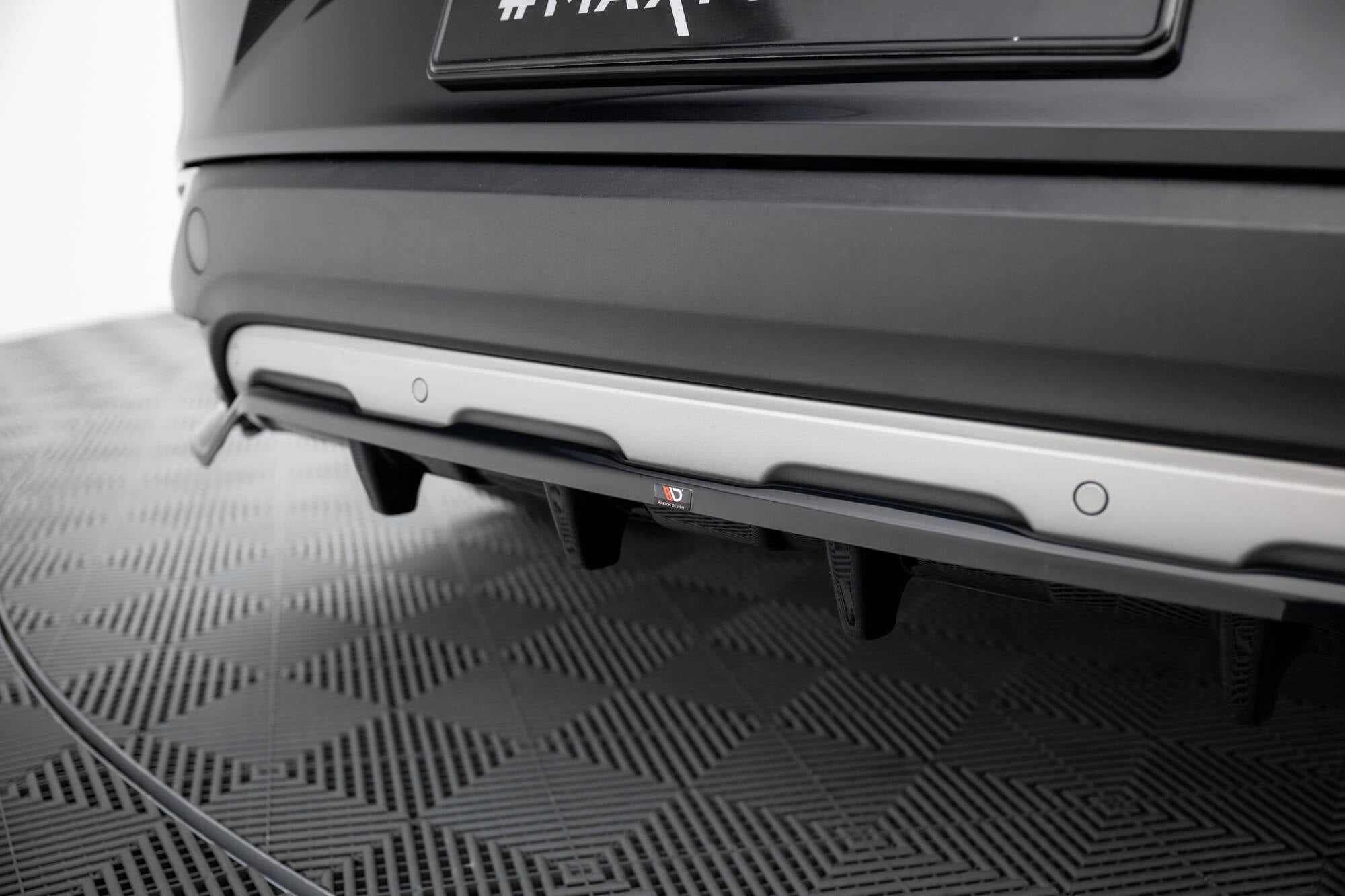 Maxton Design - Mittlerer Cup Diffusor DTM Look Heck Ansatz für Renault Espace Mk5 - Aerowerk.