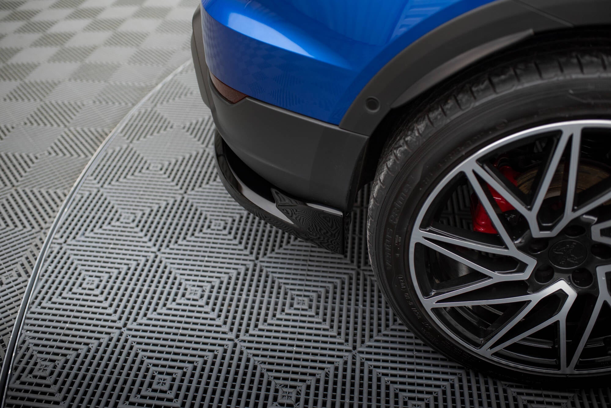 Maxton Design - Mittlerer Cup Diffusor DTM Look Heck Ansatz für Seat Arona FR Mk1 Facelift - Aerowerk.