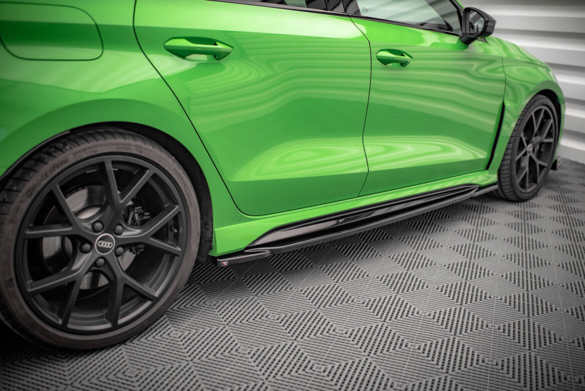 Seitenschweller Ansatz Cup Leisten für Audi RS3 Limousine 8Y - Aerowerk.