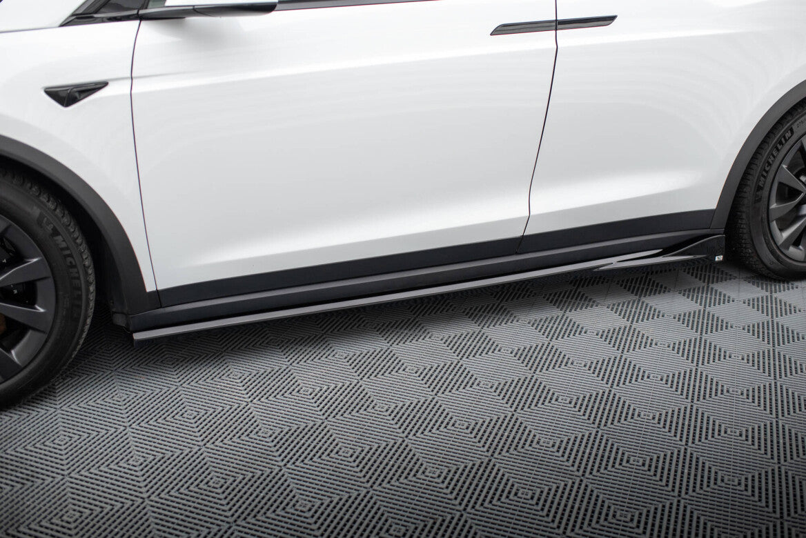 Seitenschweller Ansatz Cup Leisten für Tesla Model X Mk1 FL - Aerowerk.