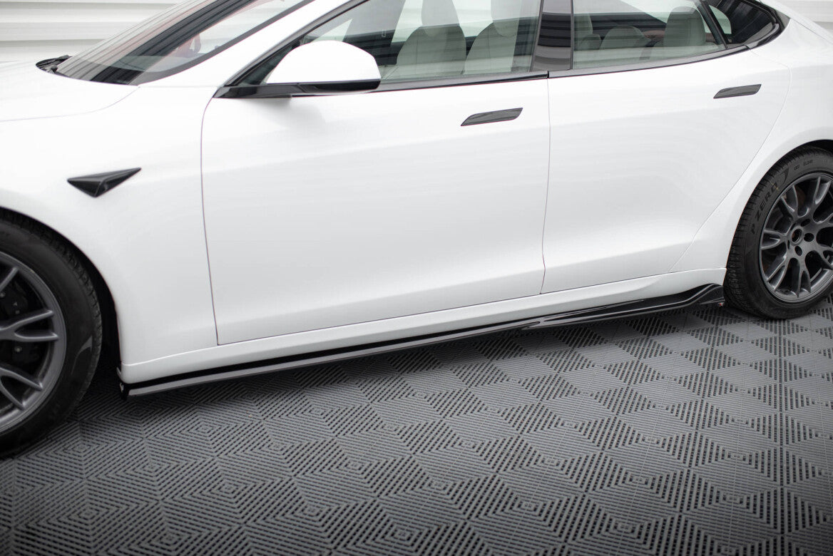 Seitenschweller Ansatz Cup Leisten V.1 für Tesla Model S Plaid Mk1 FL - Aerowerk.