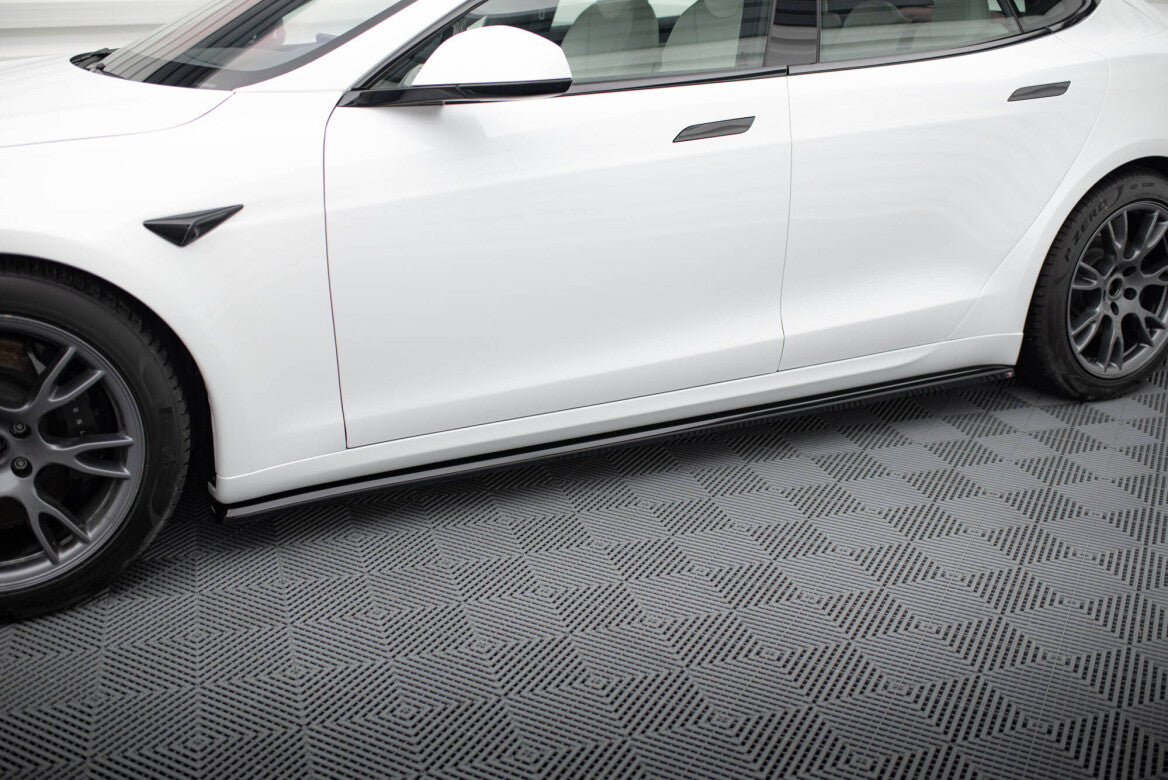 Seitenschweller Ansatz Cup Leisten V.2 für Tesla Model S Plaid Mk1 FL - Aerowerk.