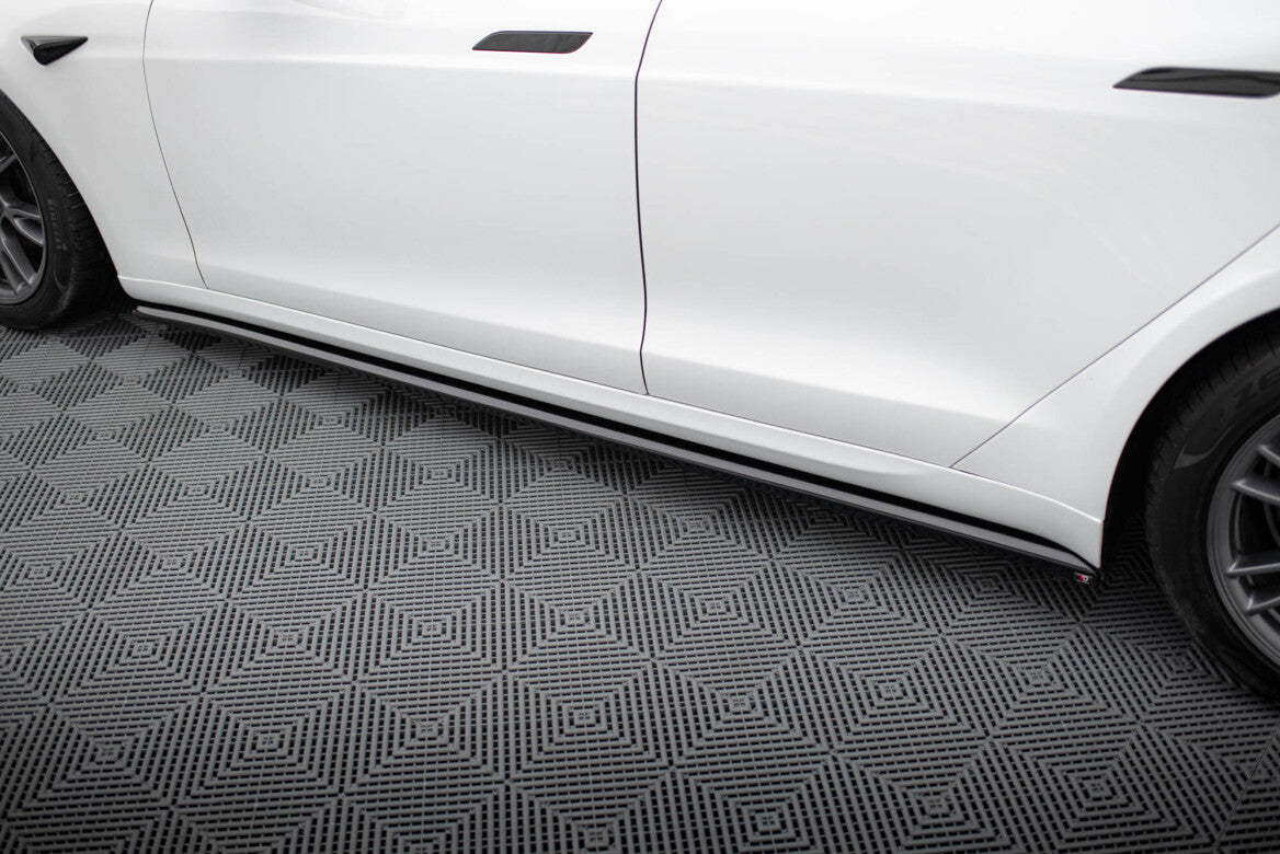 Seitenschweller Ansatz Cup Leisten V.2 für Tesla Model S Plaid Mk1 FL - Aerowerk.