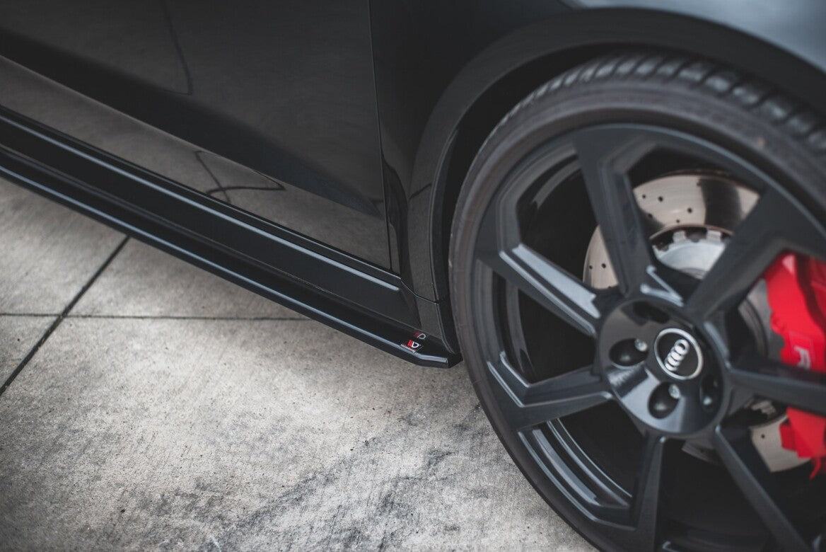 Seitenschweller Ansatz Cup Leisten V.2 für Audi RS3 8V Sportback Facelift