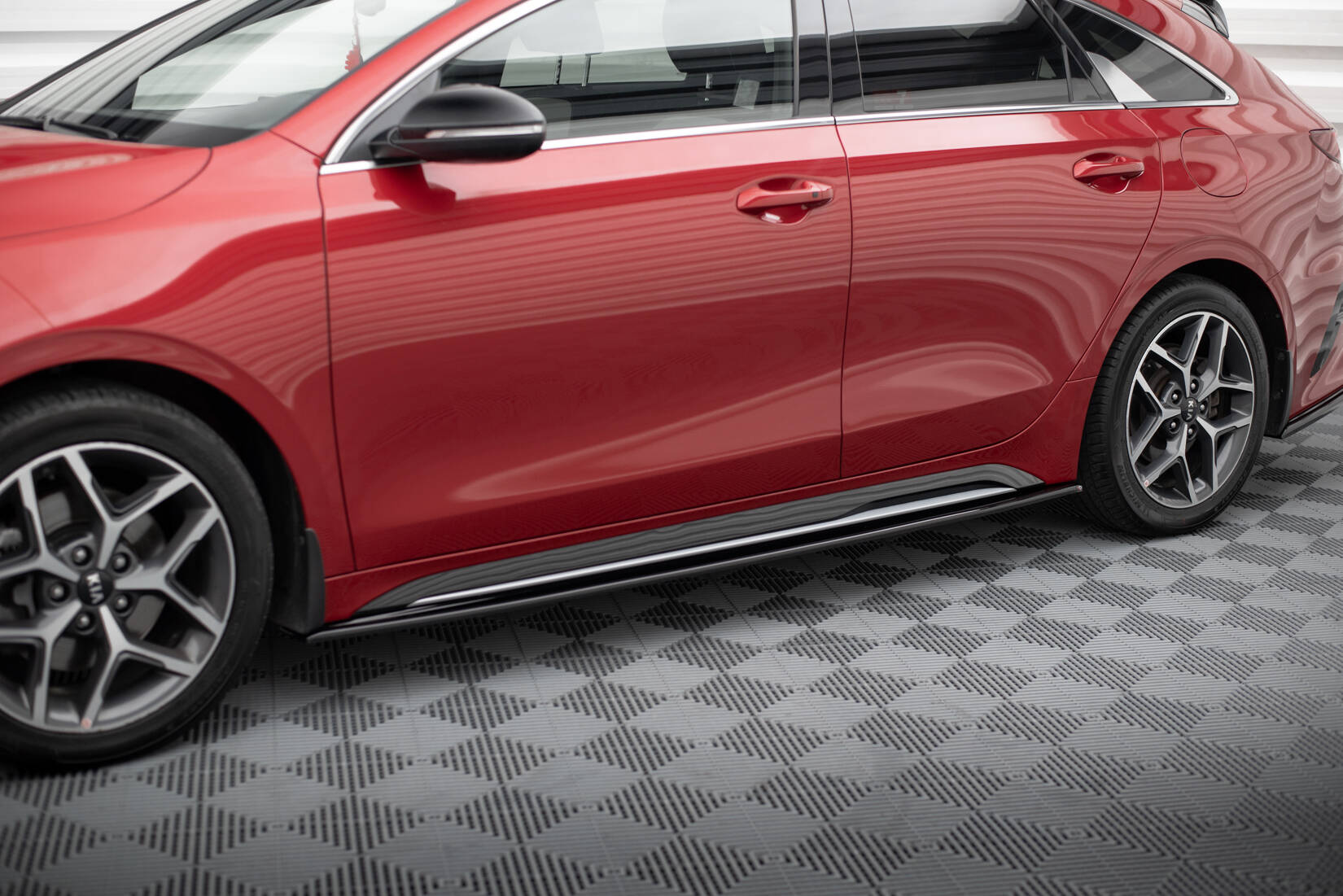 Maxton Design - Seitenschweller Ansatz für Kia Ceed GT / GT - Line Mk3 / Proceed Mk1 - Aerowerk.