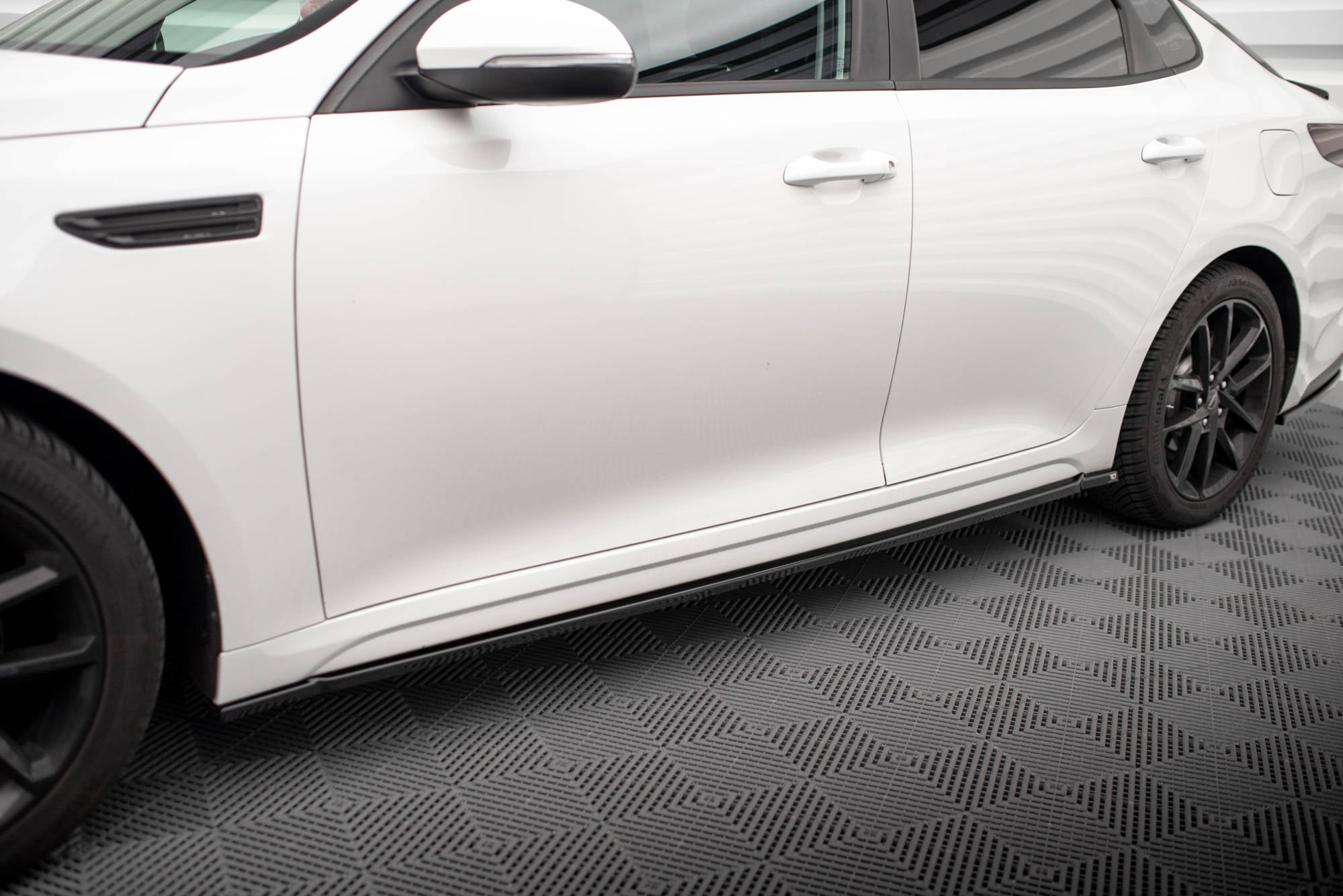 Maxton Design - Seitenschweller Ansatz für Kia Optima Mk4 Facelift - Aerowerk.