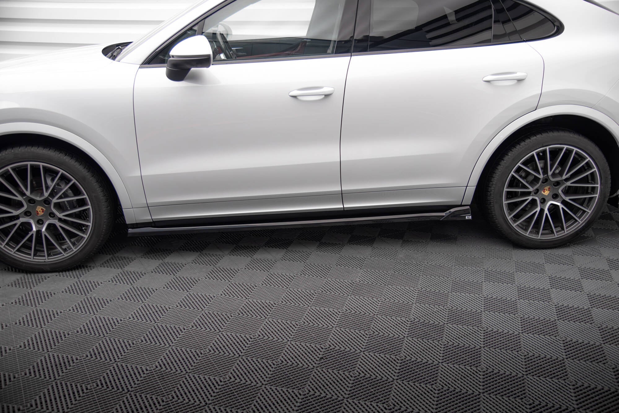 Maxton Design - Seitenschweller Ansatz für Porsche Cayenne Coupe / SUV Mk3 - Aerowerk.