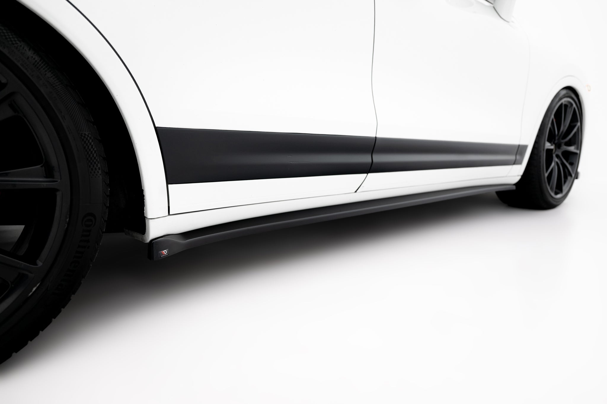 Maxton Design - Seitenschweller Ansatz für Porsche Cayenne Turbo / Standard Mk2 - Aerowerk.