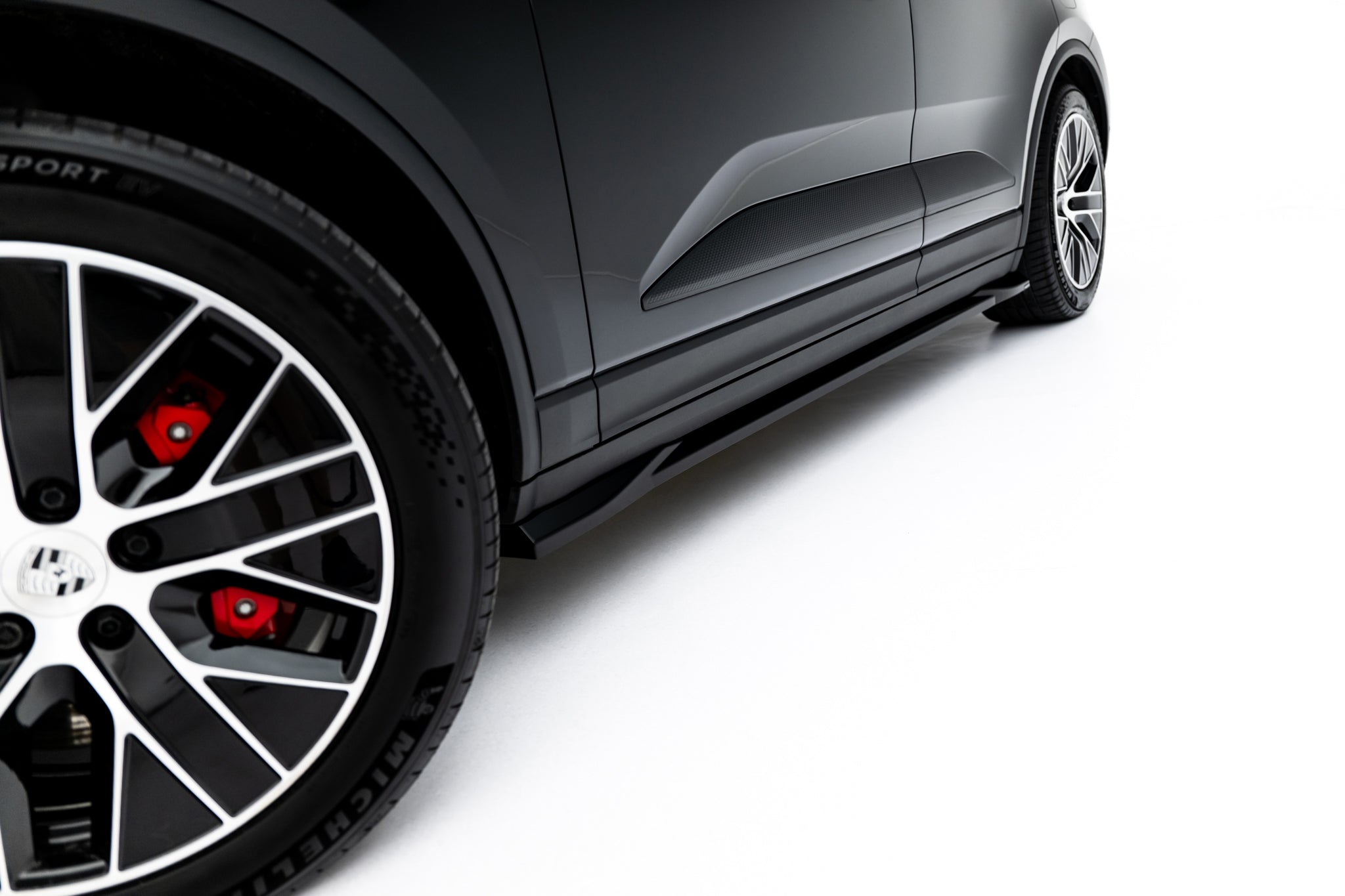 Maxton Design - Seitenschweller Ansatz für Porsche Macan EV Mk1 - Aerowerk.