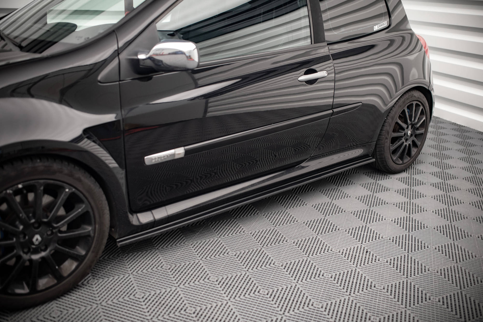 Maxton Design - Seitenschweller Ansatz für RENAULT CLIO MK3 RS - Aerowerk.