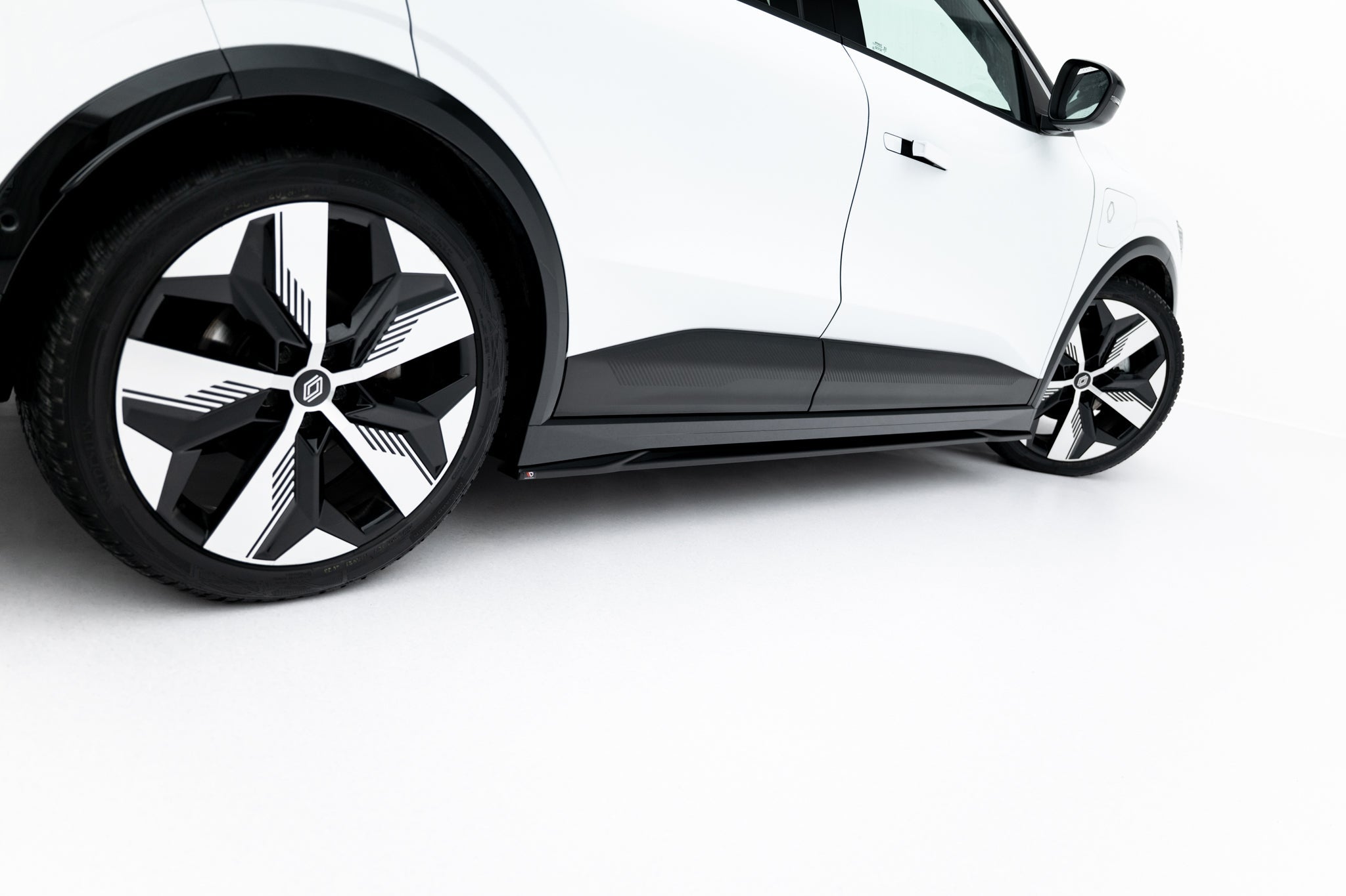 Maxton Design - Seitenschweller Ansatz für Renault Megane E - Tech Electric Mk1 - Aerowerk.