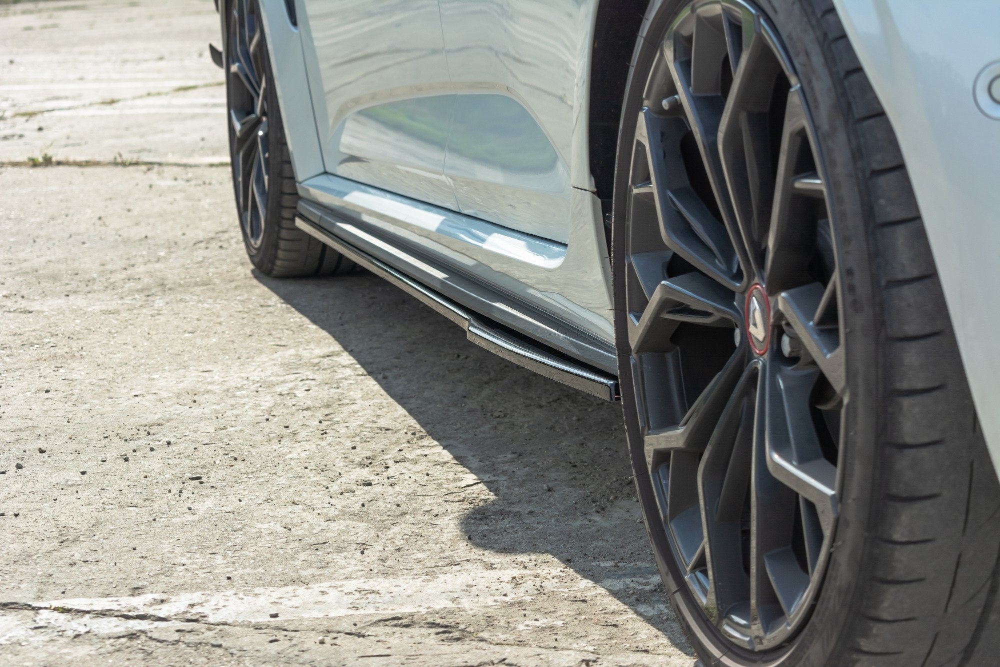 Maxton Design - Seitenschweller Ansatz für Renault Megane IV RS Carbon Look - Aerowerk.