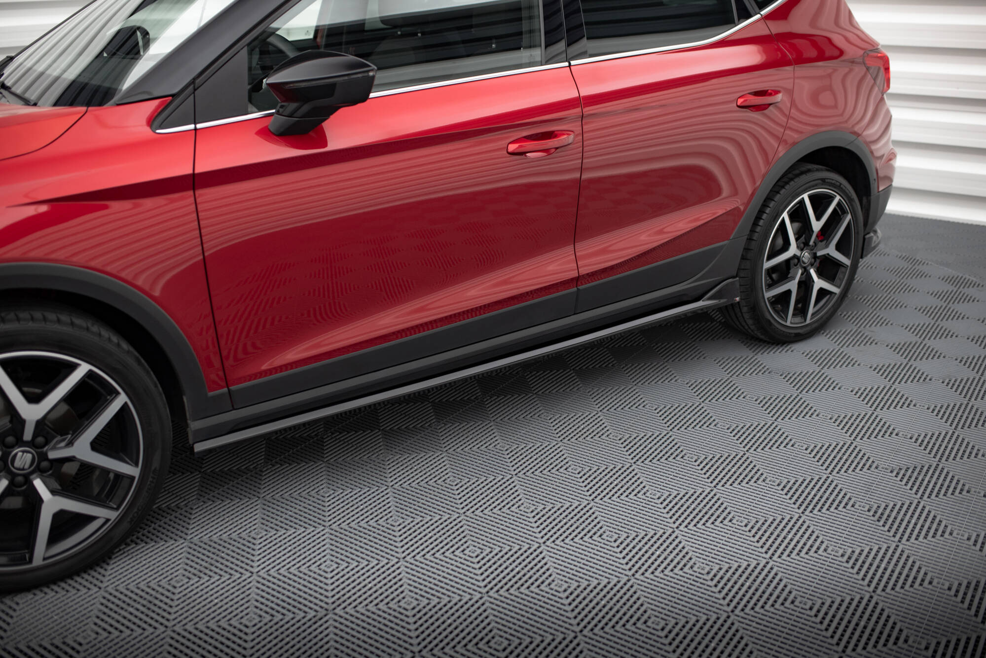 Maxton Design - Seitenschweller Ansatz für Seat Arona FR Mk1 - Aerowerk.
