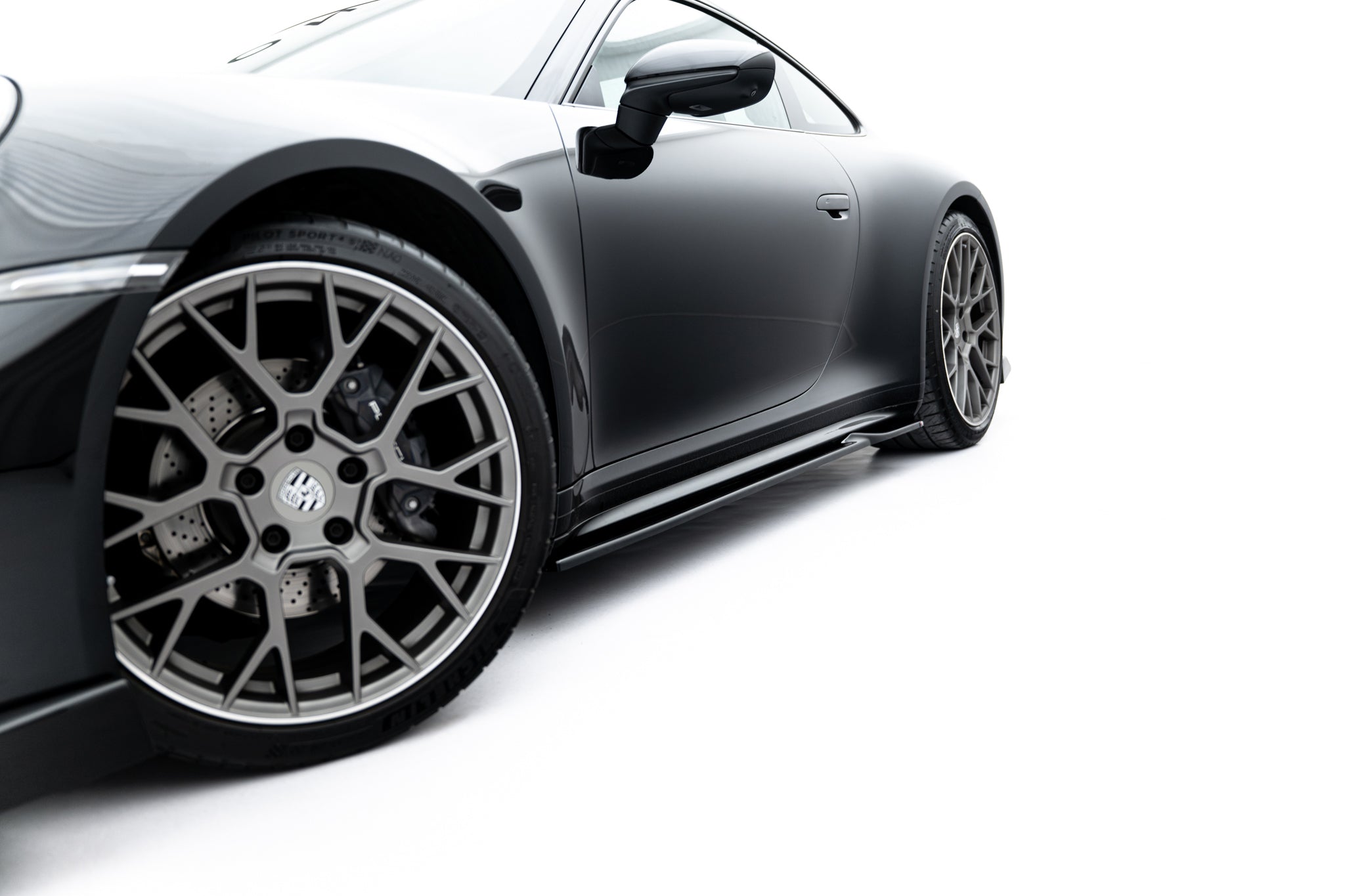 Maxton Design - Seitenschweller V1 Ansatz für für Porsche 911 Carrera Sport Design 992 - Aerowerk.