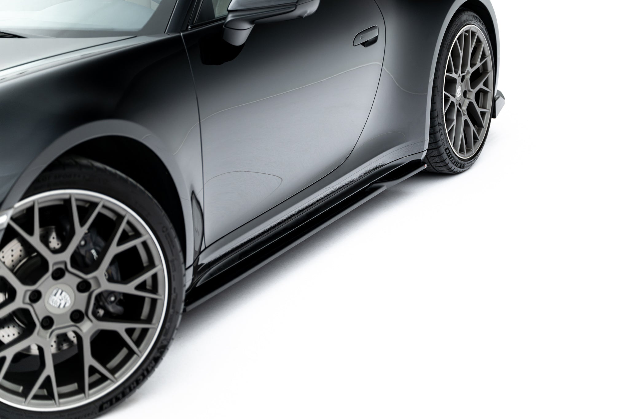 Maxton Design - Seitenschweller V1 Ansatz für für Porsche 911 Carrera Sport Design 992 - Aerowerk.