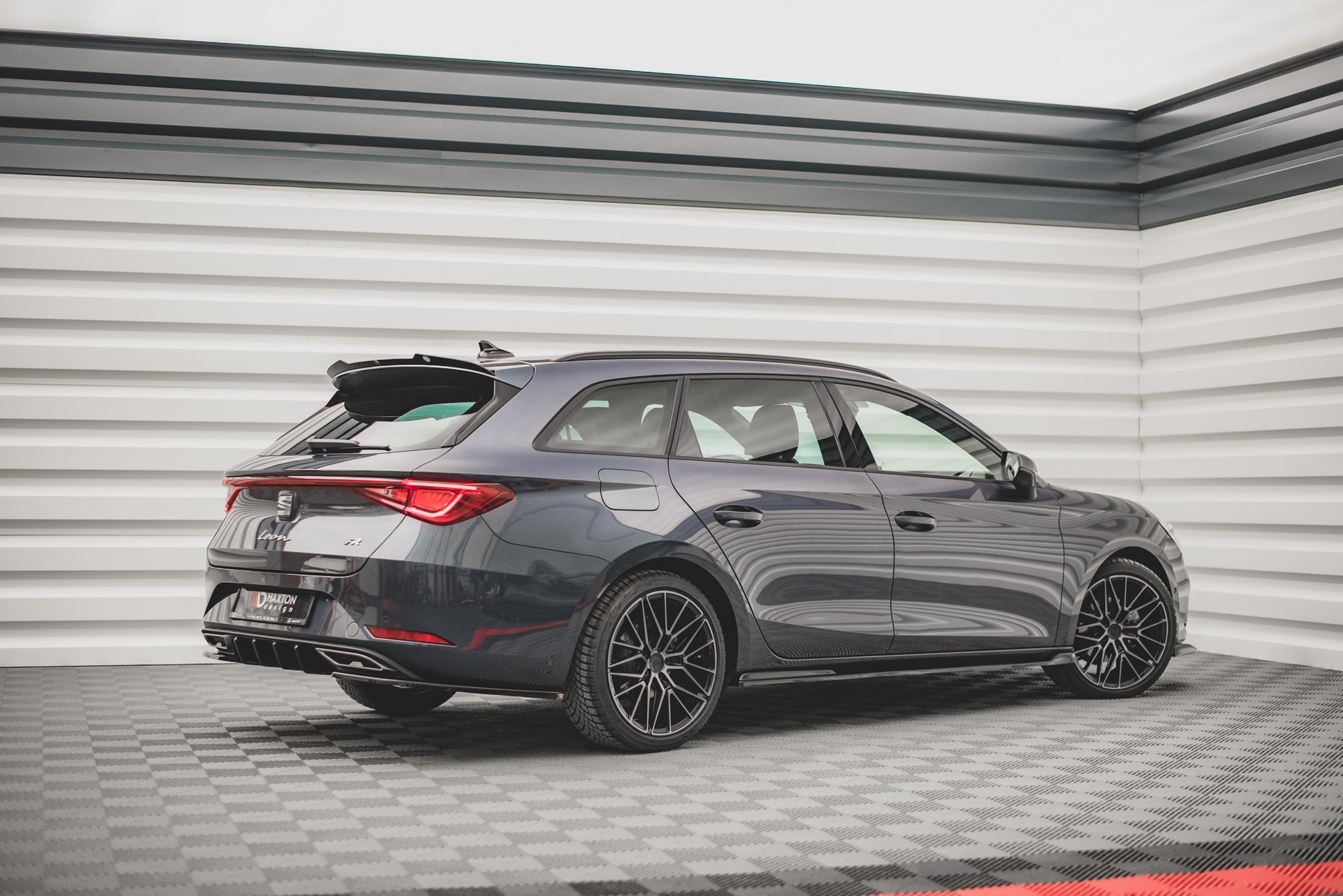 Maxton Design - Seitenschweller V2 Ansatz für Seat Leon FR ST / Hatchback Mk4 / Cupra Leon ST / Hatchback Mk1 / Mk1 Facelift - Aerowerk.