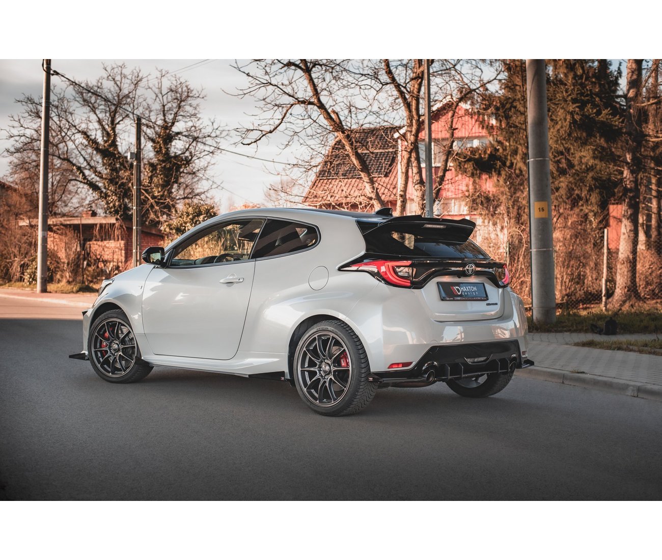 Seitliche Flaps Wings für Toyota GR Yaris - Aerowerk.