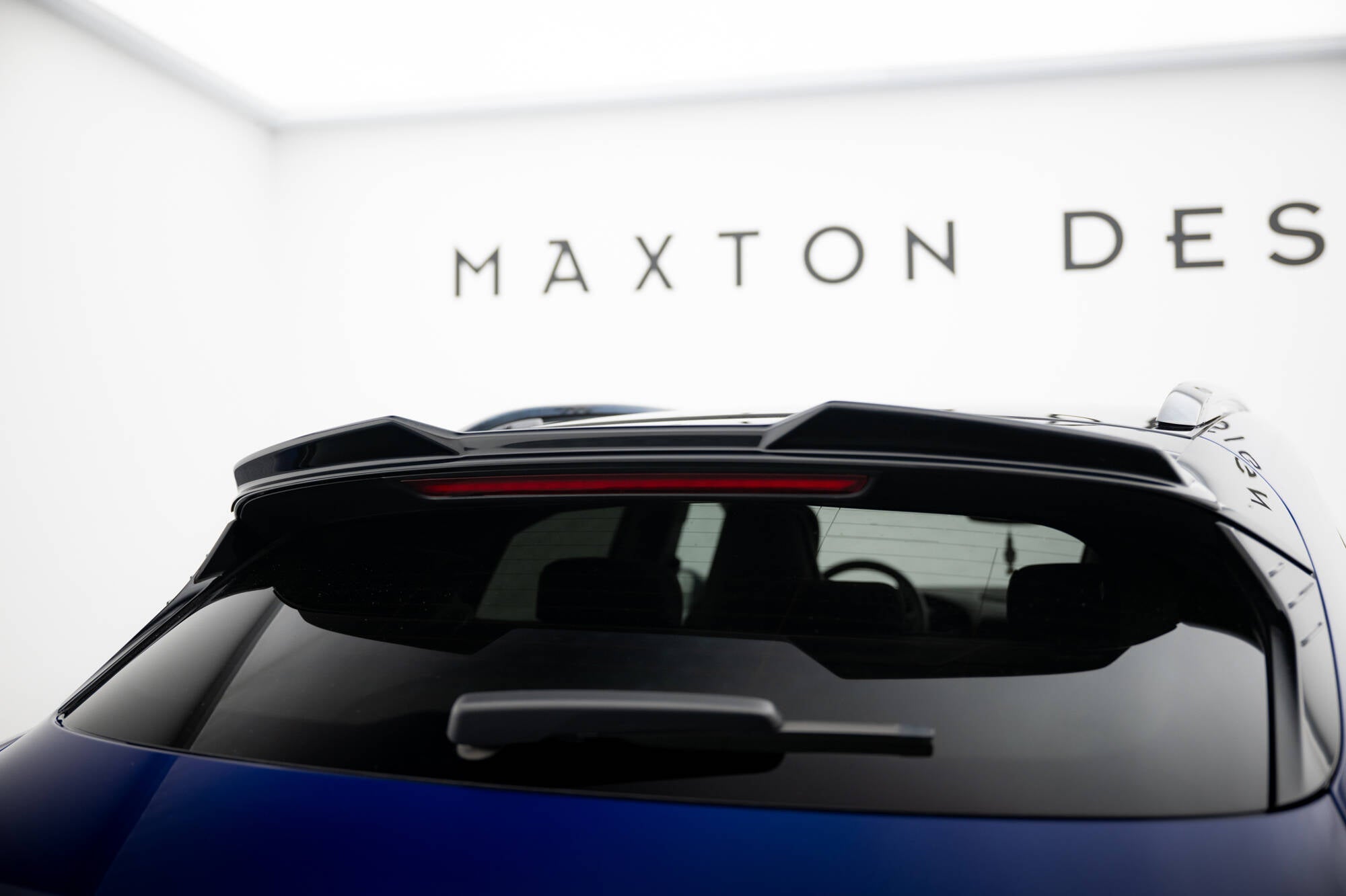 Maxton Design - Spoiler 3D für Porsche Taycan Cross Turismo 4S - Aerowerk.