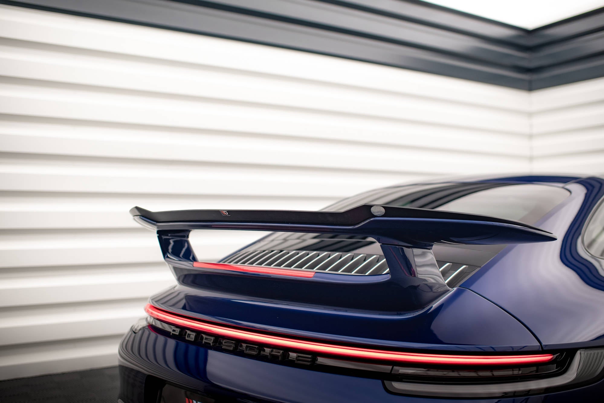 Maxton Design - Spoiler für Porsche 911 Carrera Aero 992 - Aerowerk.