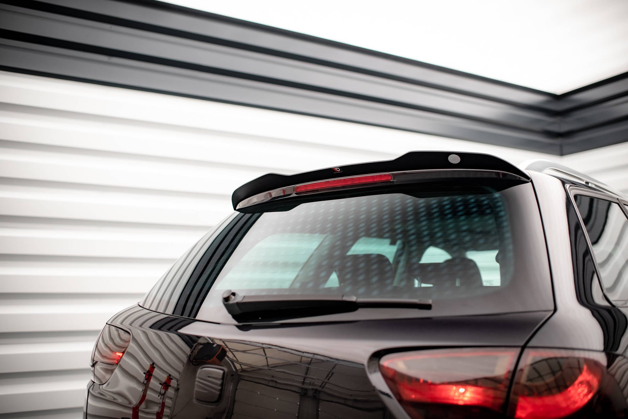 Maxton Design - Spoiler für Seat Exeo ST - Aerowerk.