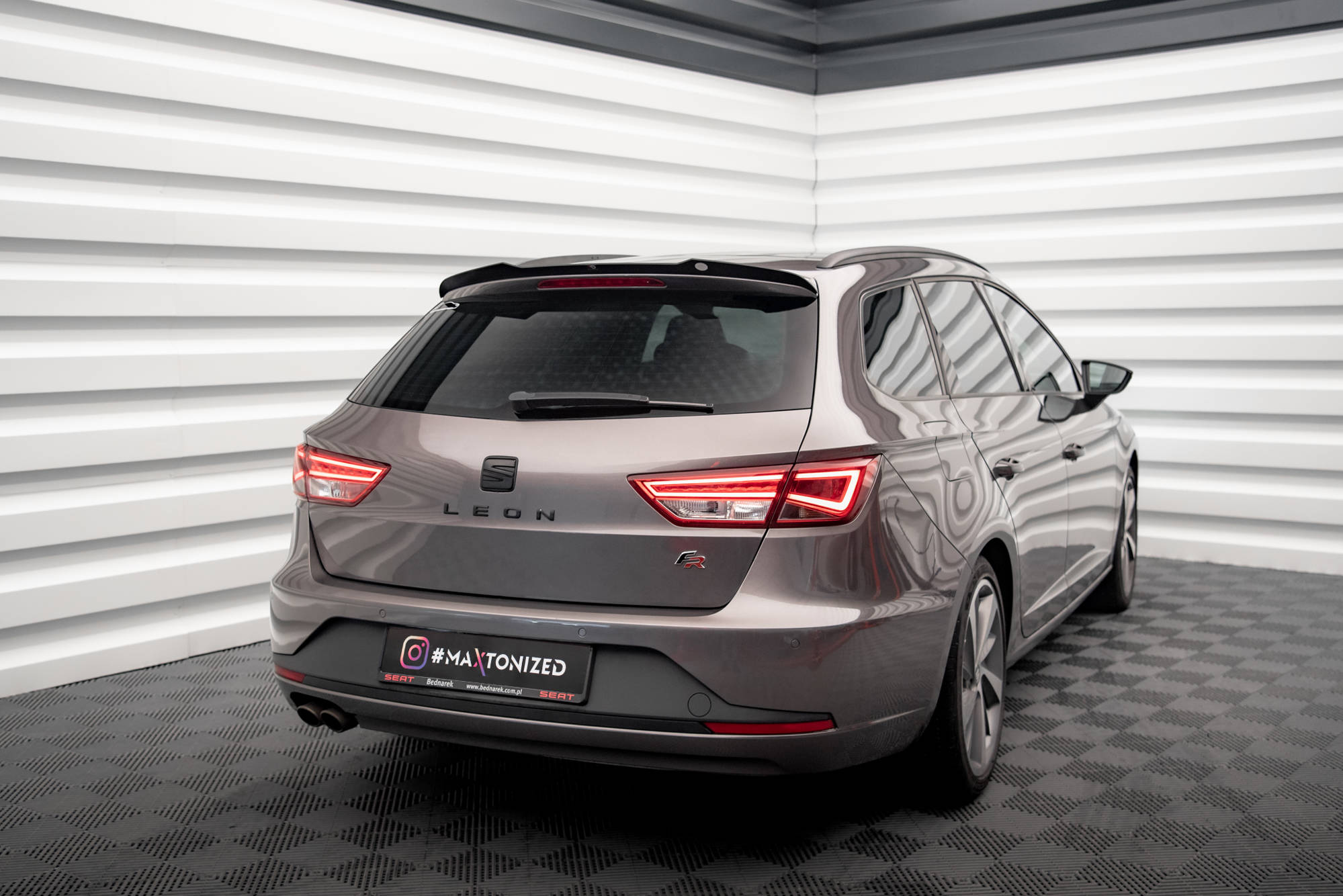 Maxton Design - Spoiler für Seat Leon FR Sportstourer Mk3 - Aerowerk.
