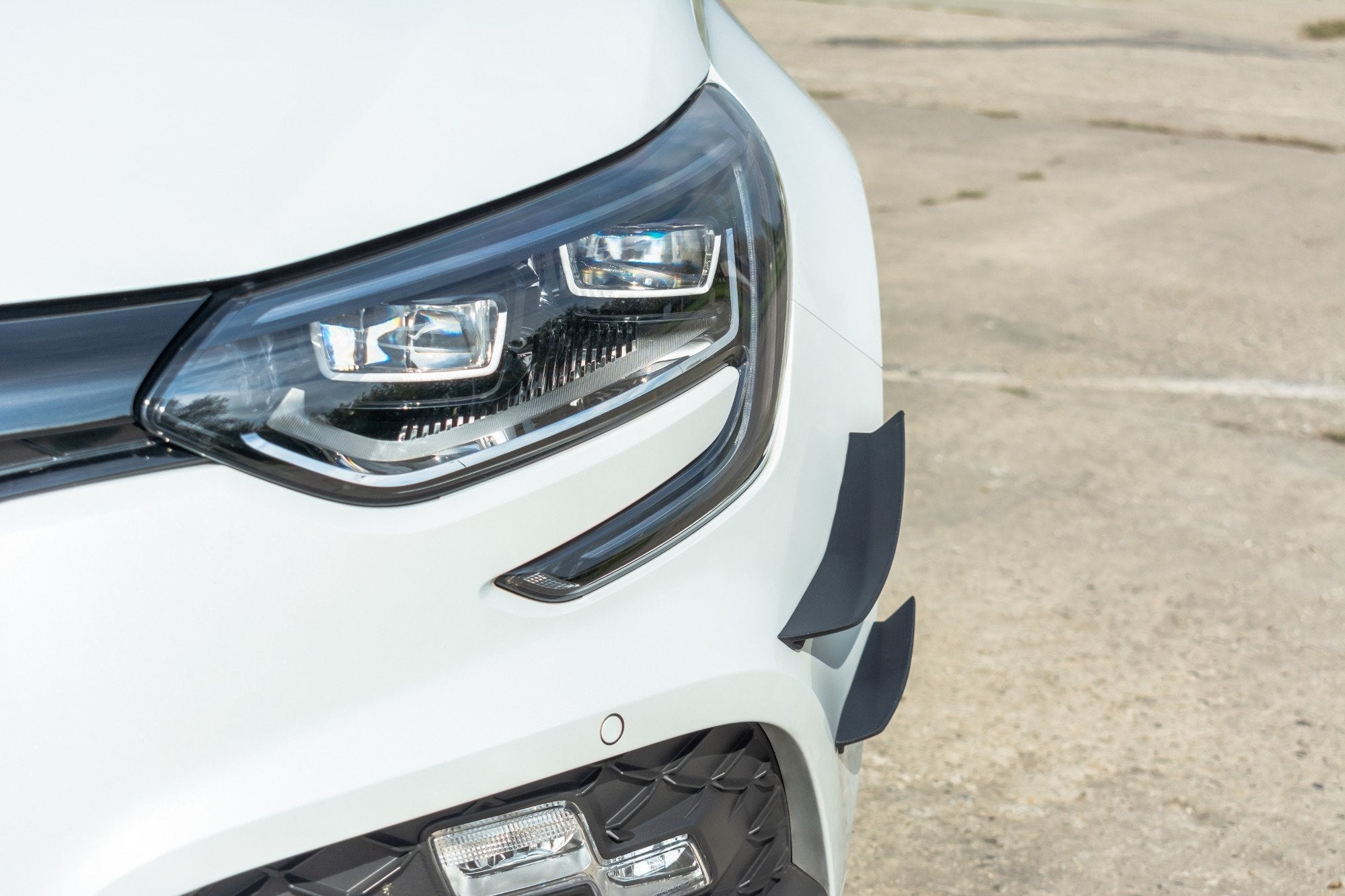 Maxton Design - Stoßstangen Flaps Wings vorne Canards für Renault Megane IV RS - Aerowerk.