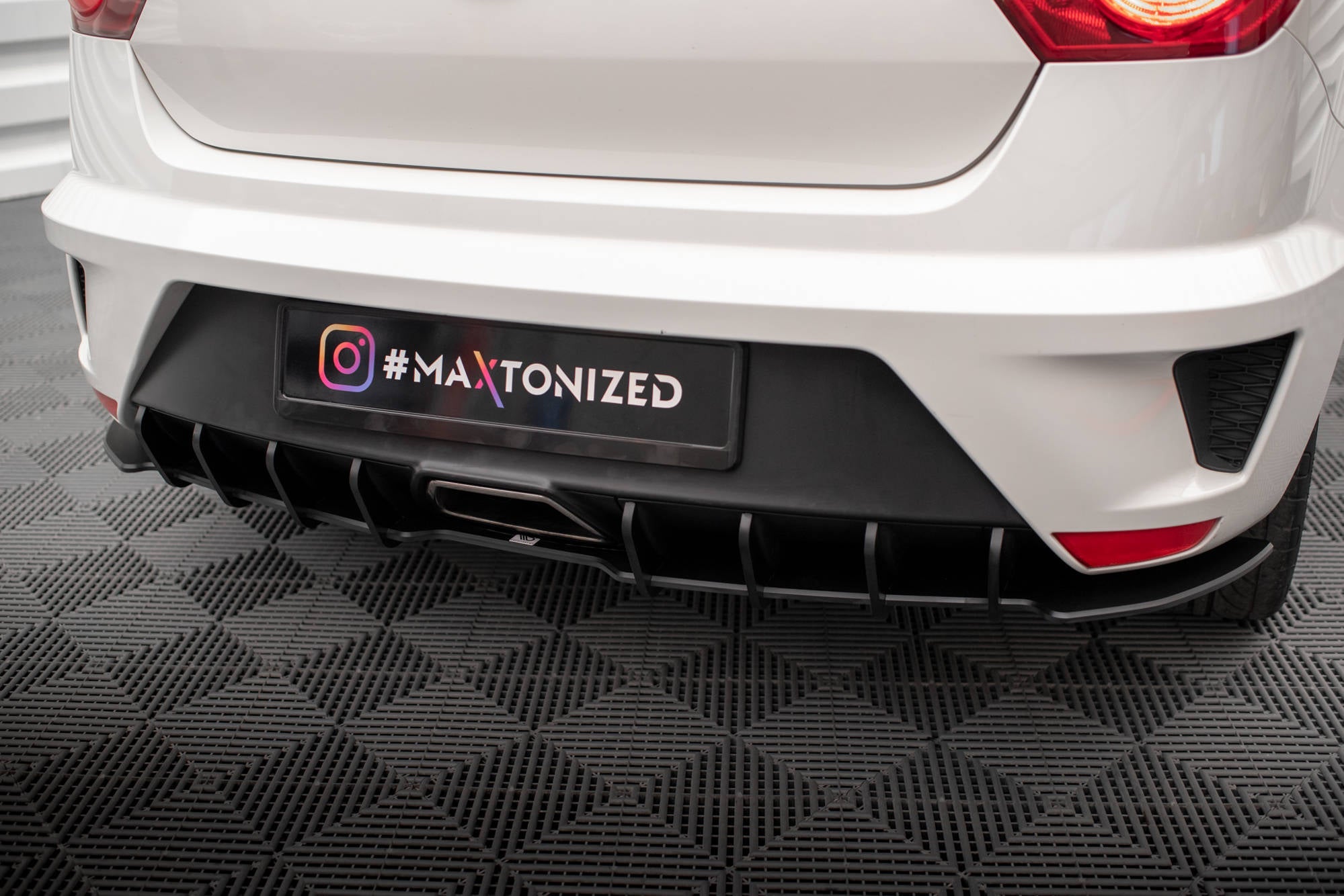 Maxton Design - Street Pro Diffusor für Seat Ibiza Cupra Sport Coupe Mk4 - Aerowerk.