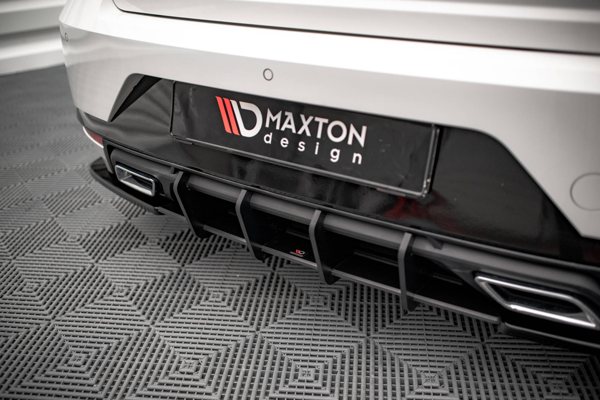 Maxton Design - Street Pro Diffusor für Seat Ibiza FR/ Standard Mk5 - Aerowerk.