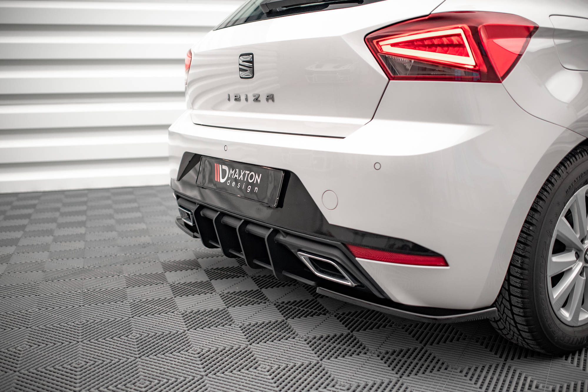 Maxton Design - Street Pro Diffusor für Seat Ibiza FR/ Standard Mk5 - Aerowerk.