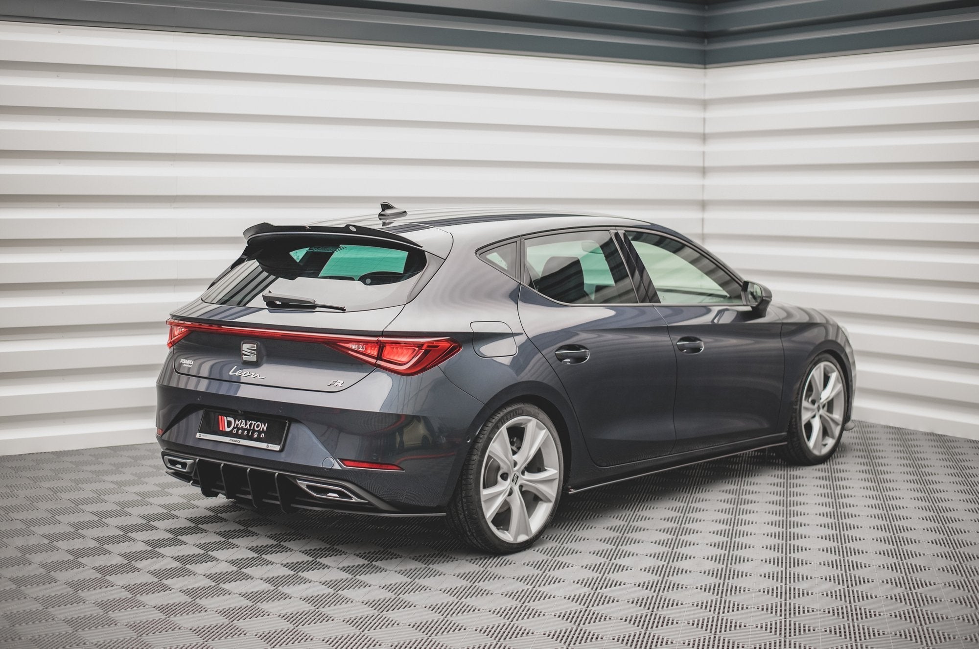 Maxton Design - Street Pro Diffusor für Seat Leon FR Hatchback Mk4 - Aerowerk.
