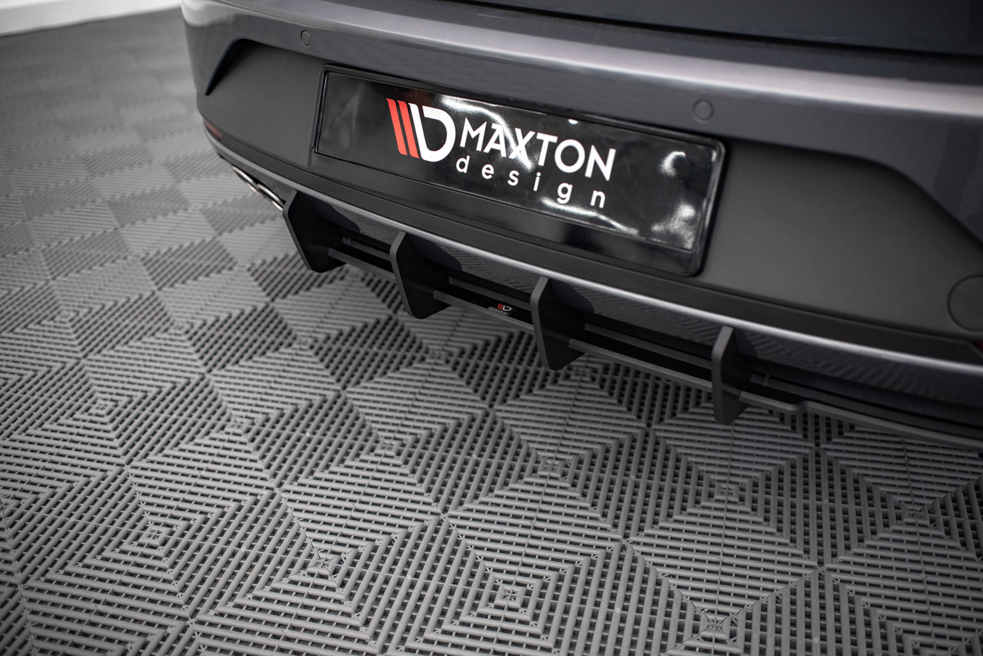 Maxton Design - Street Pro Diffusor für Seat Leon FR Sportstourer Mk3 - Aerowerk.