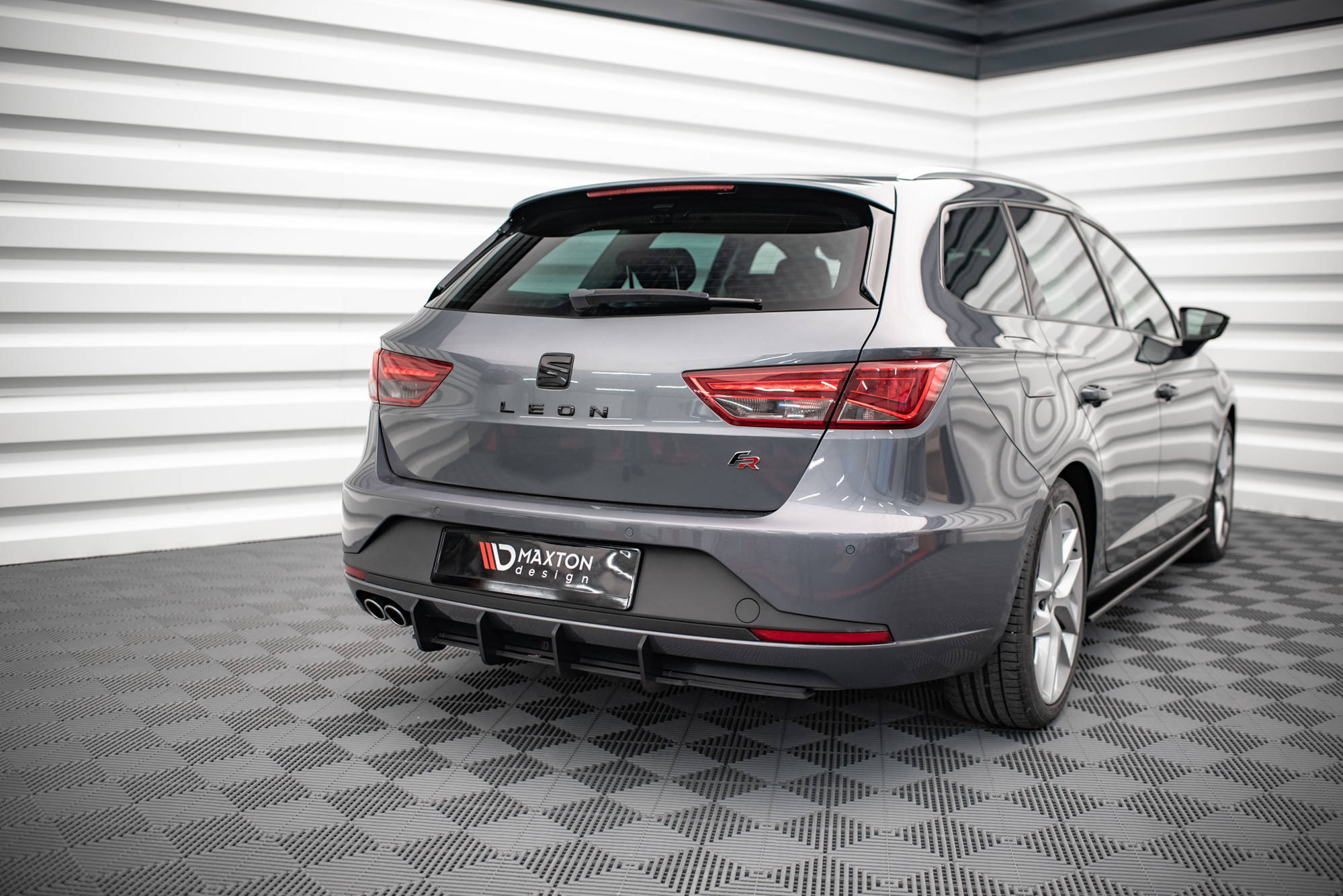 Maxton Design - Street Pro Diffusor für Seat Leon FR Sportstourer Mk3 - Aerowerk.