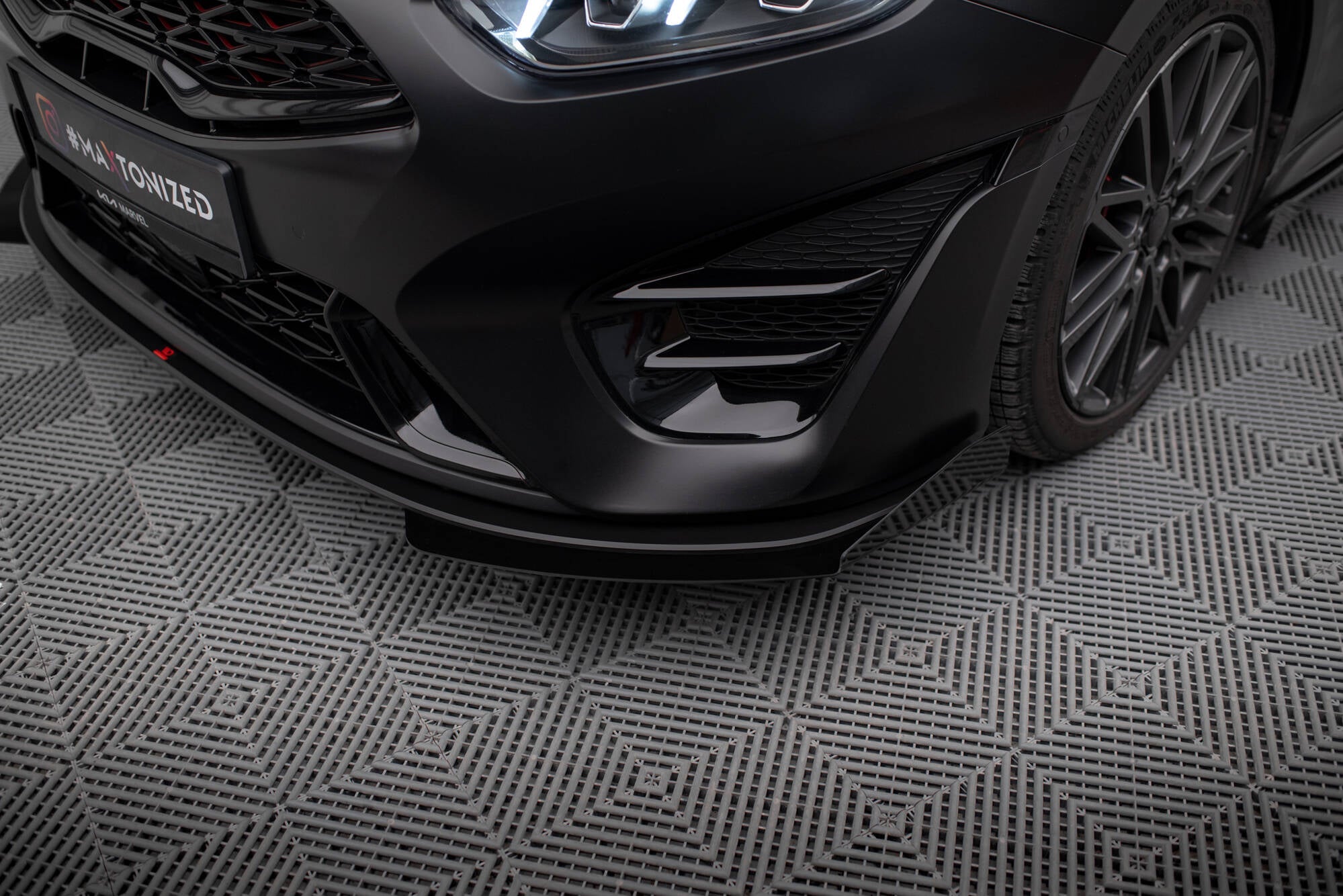 Maxton Design - Street Pro Frontlippe + Flaps für Kia Proceed GT Mk3 Facelift / Ceed GT / GT - Line Mk1 Facelift - Aerowerk.