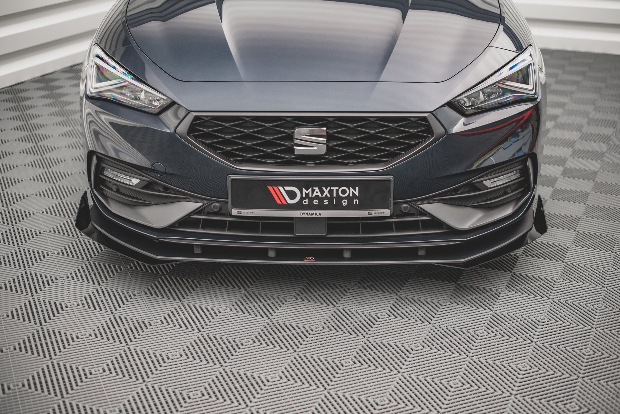 Maxton Design - Street Pro Frontlippe für +Flaps für Seat Leon FR Mk4 - Aerowerk.