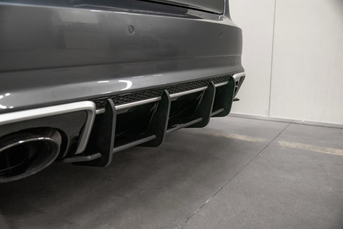 Street Pro Heckschürze Heck Ansatz Diffusor V.1 für Audi RS3 8V Sportback - Aerowerk.