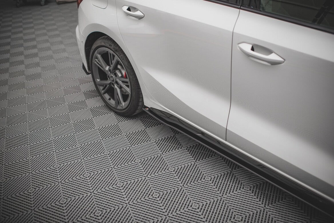 Street Pro Seitenschweller Ansatz Cup Leisten für Audi S3 / A3 S-Line 8Y