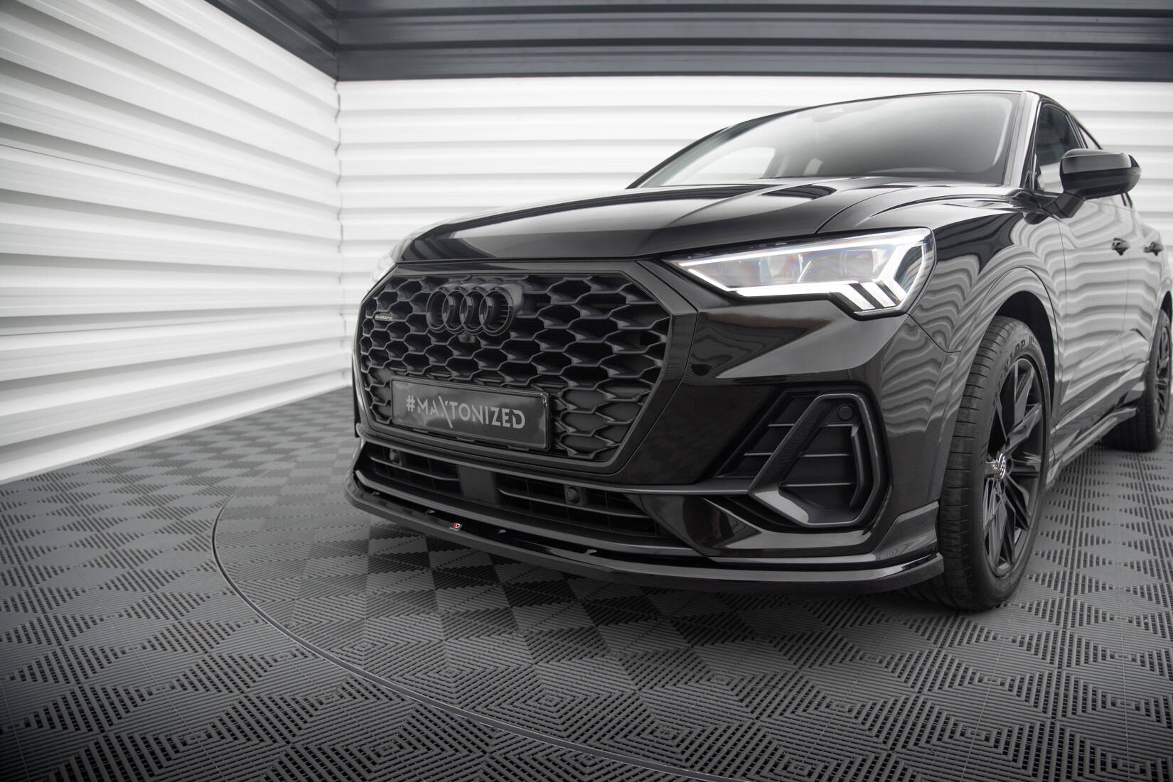 Frontlippe V1 für Audi Q3 Sportback F3