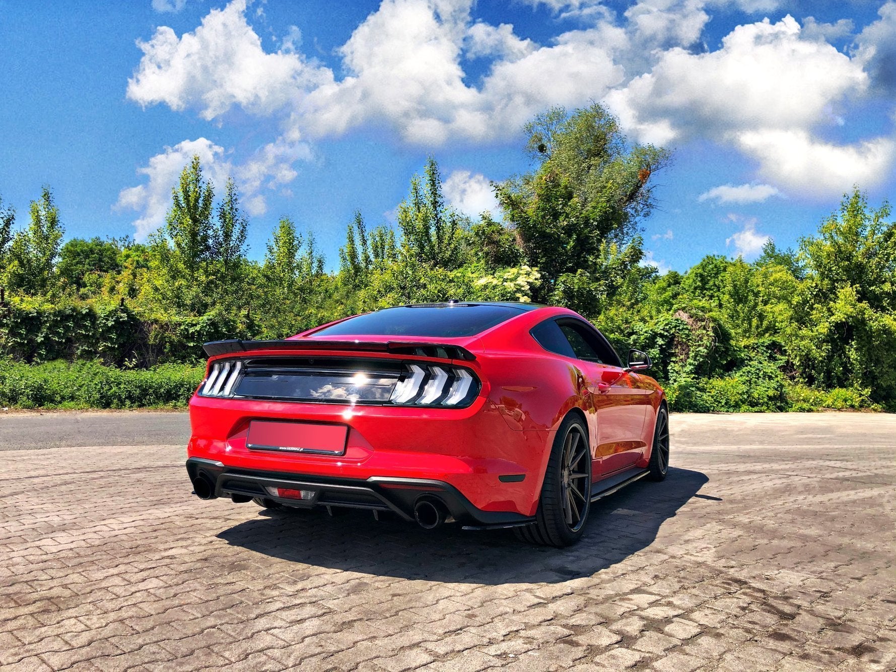 Seitenschweller Ansatz für Ford Mustang Mk. 6 Facelift schwarz matt