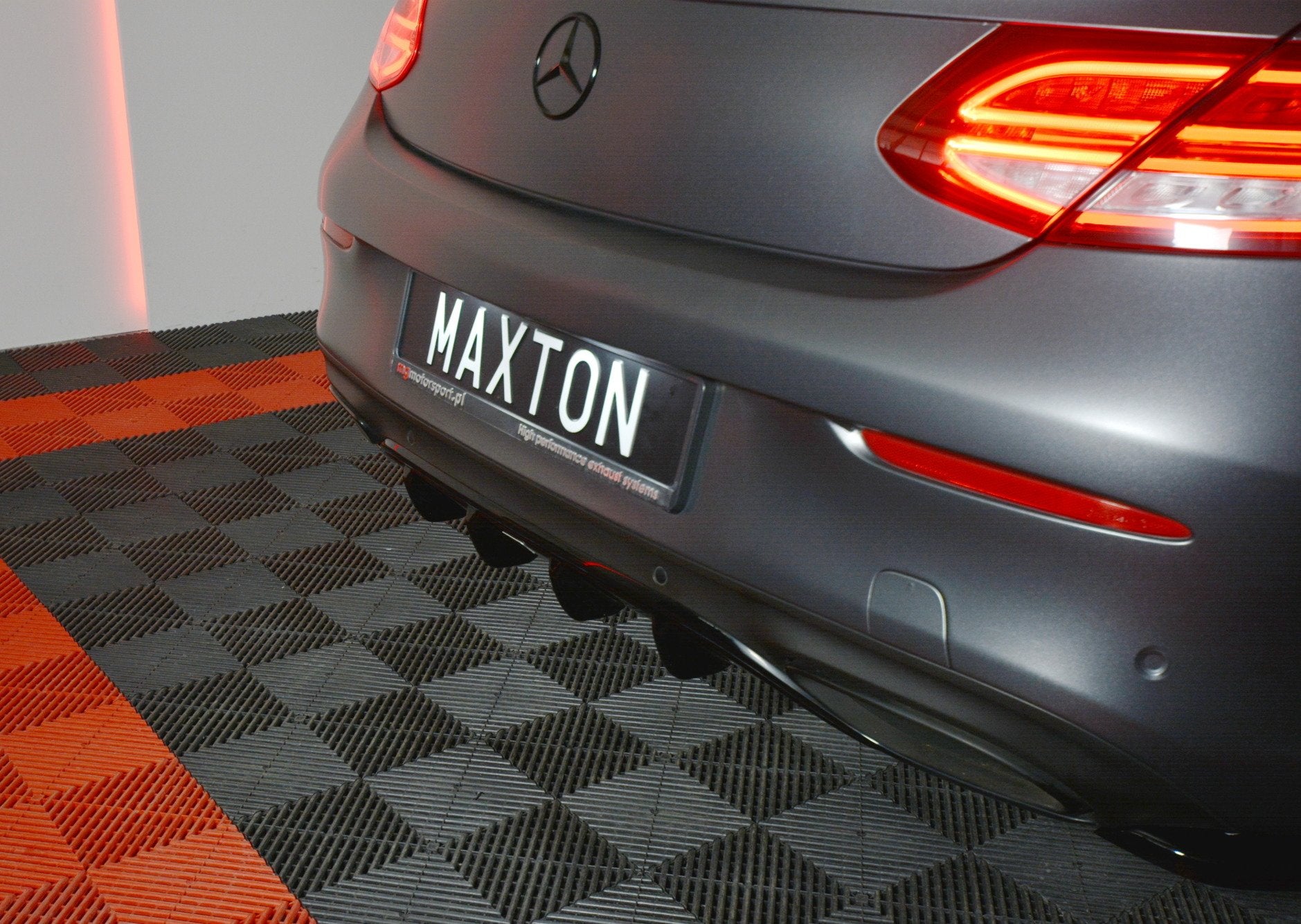 Diffusor Heck Ansatz für MERCEDES- BENZ C-KLASSE W205 COUPE AMG-LINE