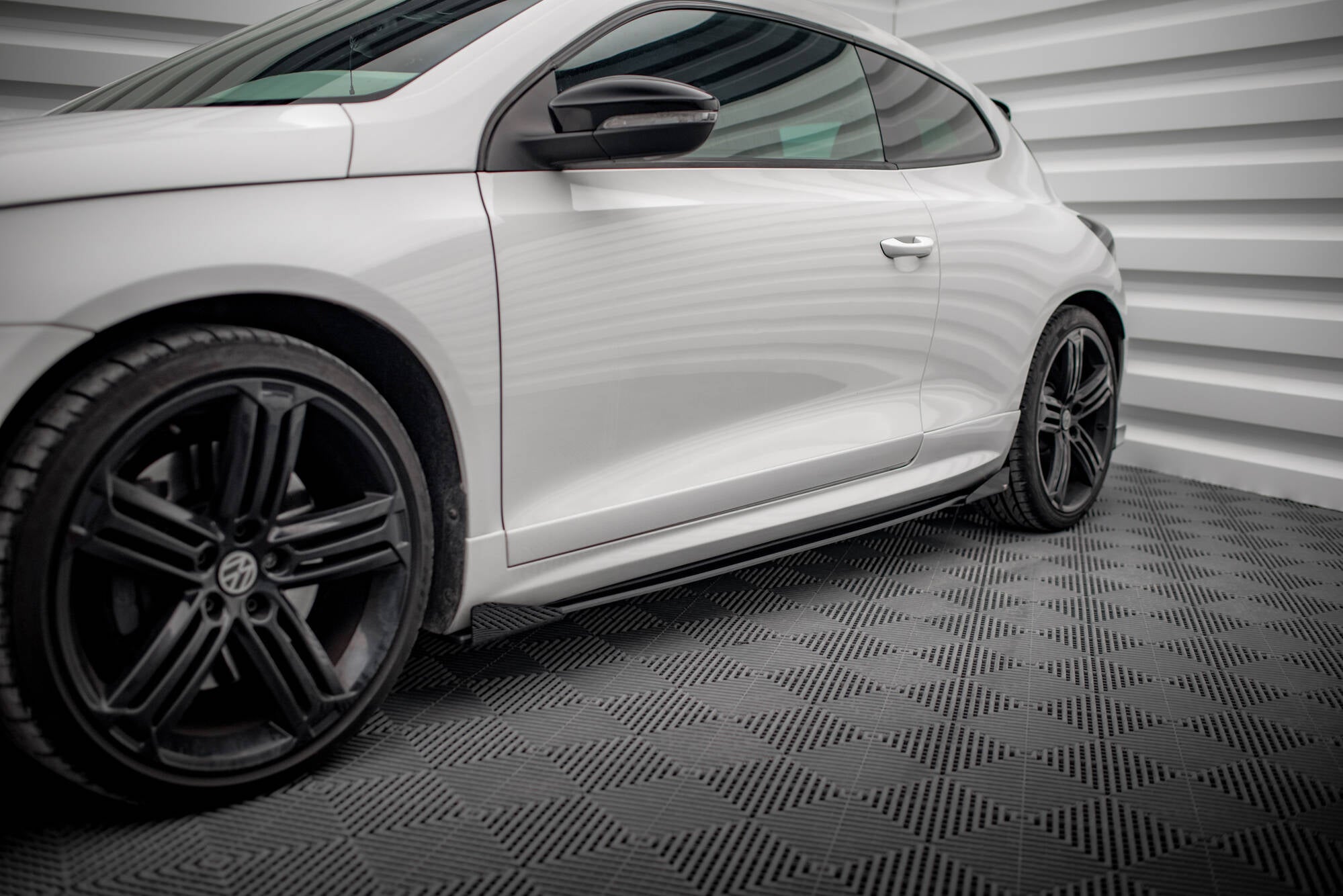 Street Pro Seitenschweller Ansatz + Flaps für VW Scirocco R Mk3