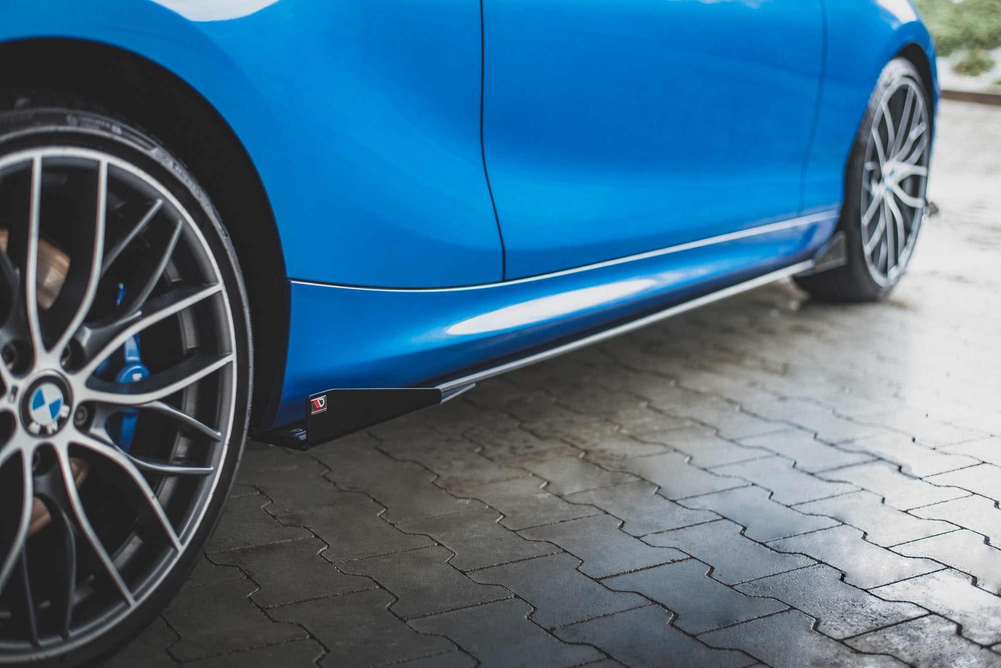 Street Pro Seitenschweller Ansatz für + Flaps BMW 1er F21 M135i / M140i / M-Paket