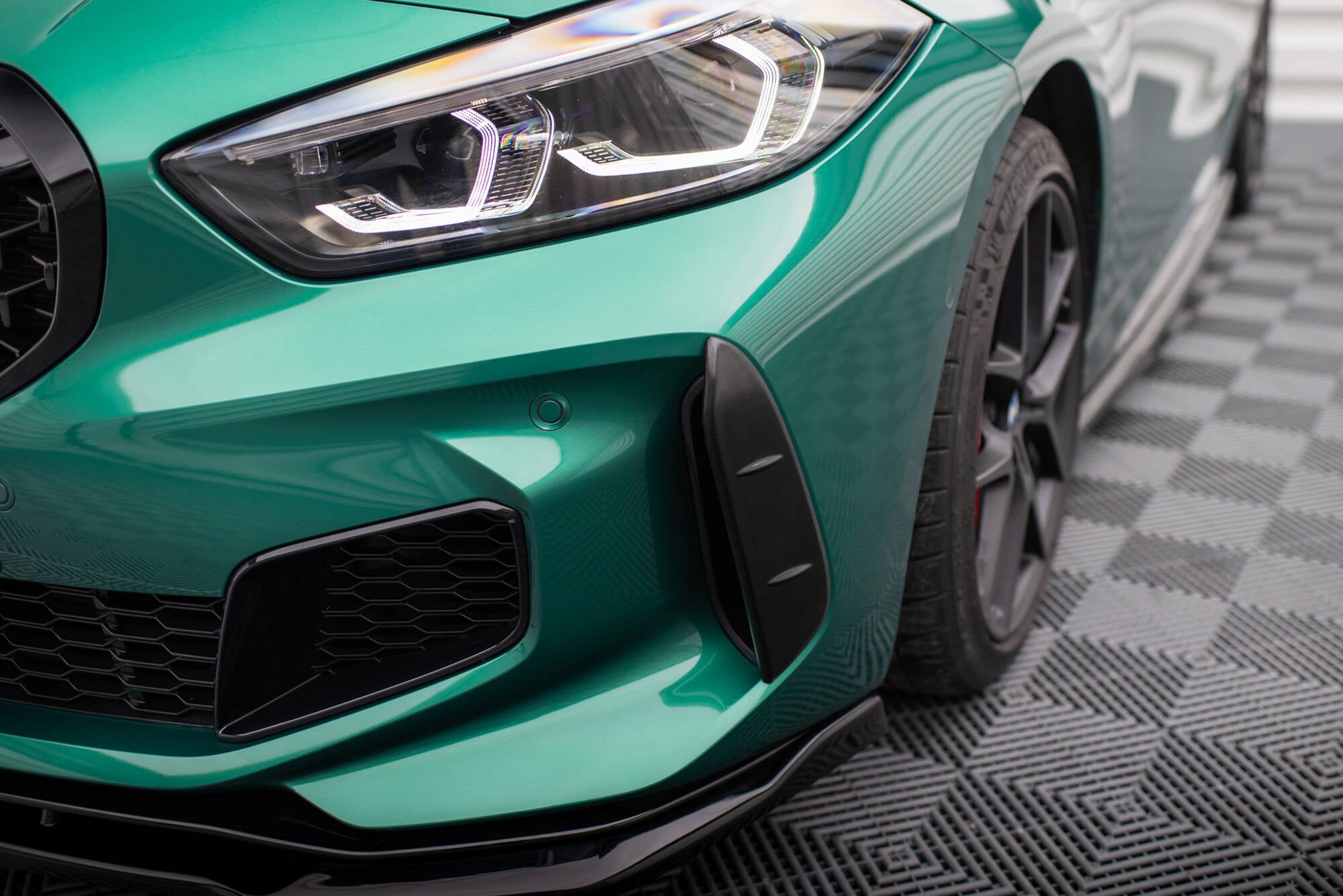 Lufteinlassabdeckungen der vorderen Stoßstange für BMW 1er F40 M - Paket / M135i