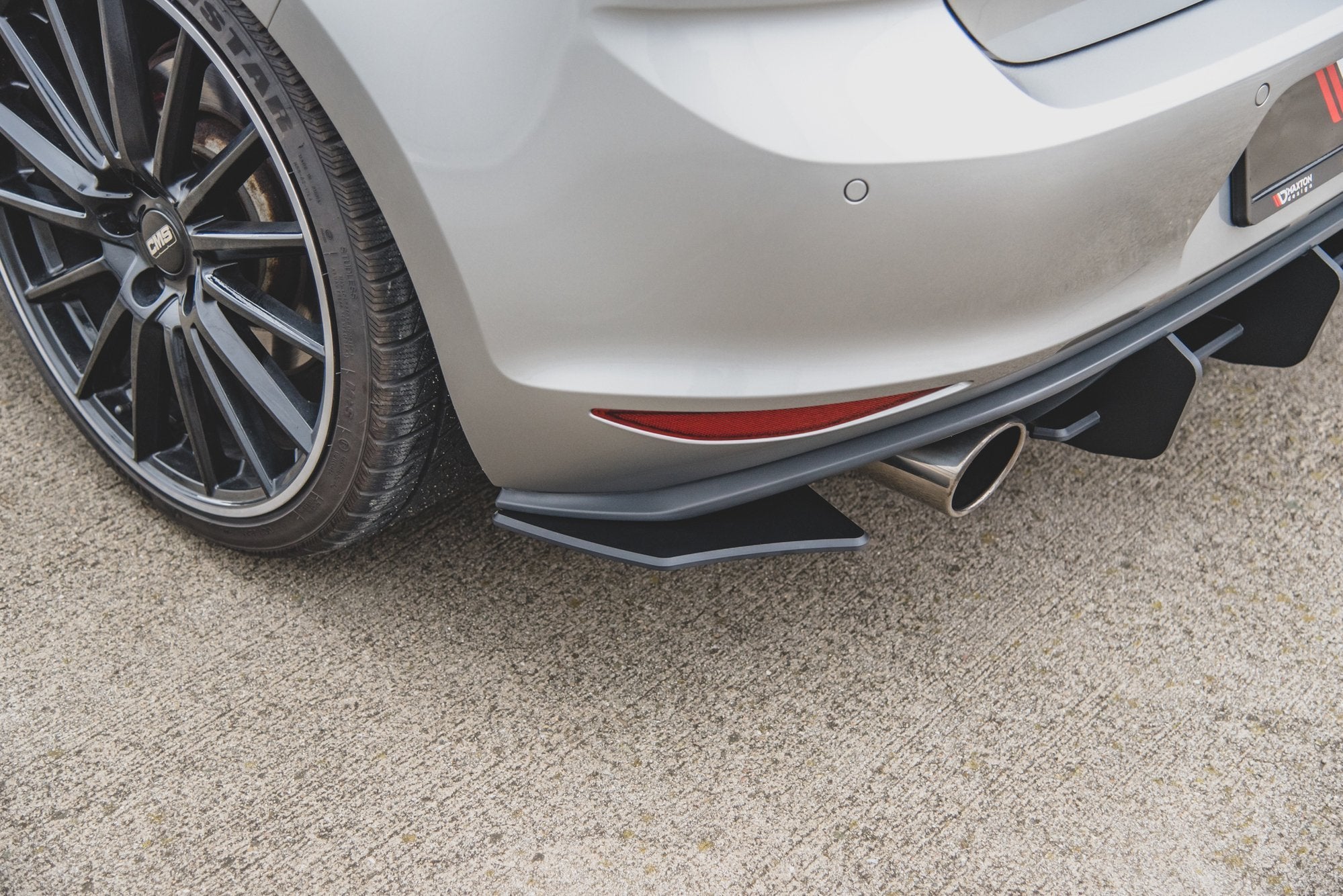 Street Pro Heck Ansatz Flaps Diffusor V2 für L + R VW Golf 7 GTI