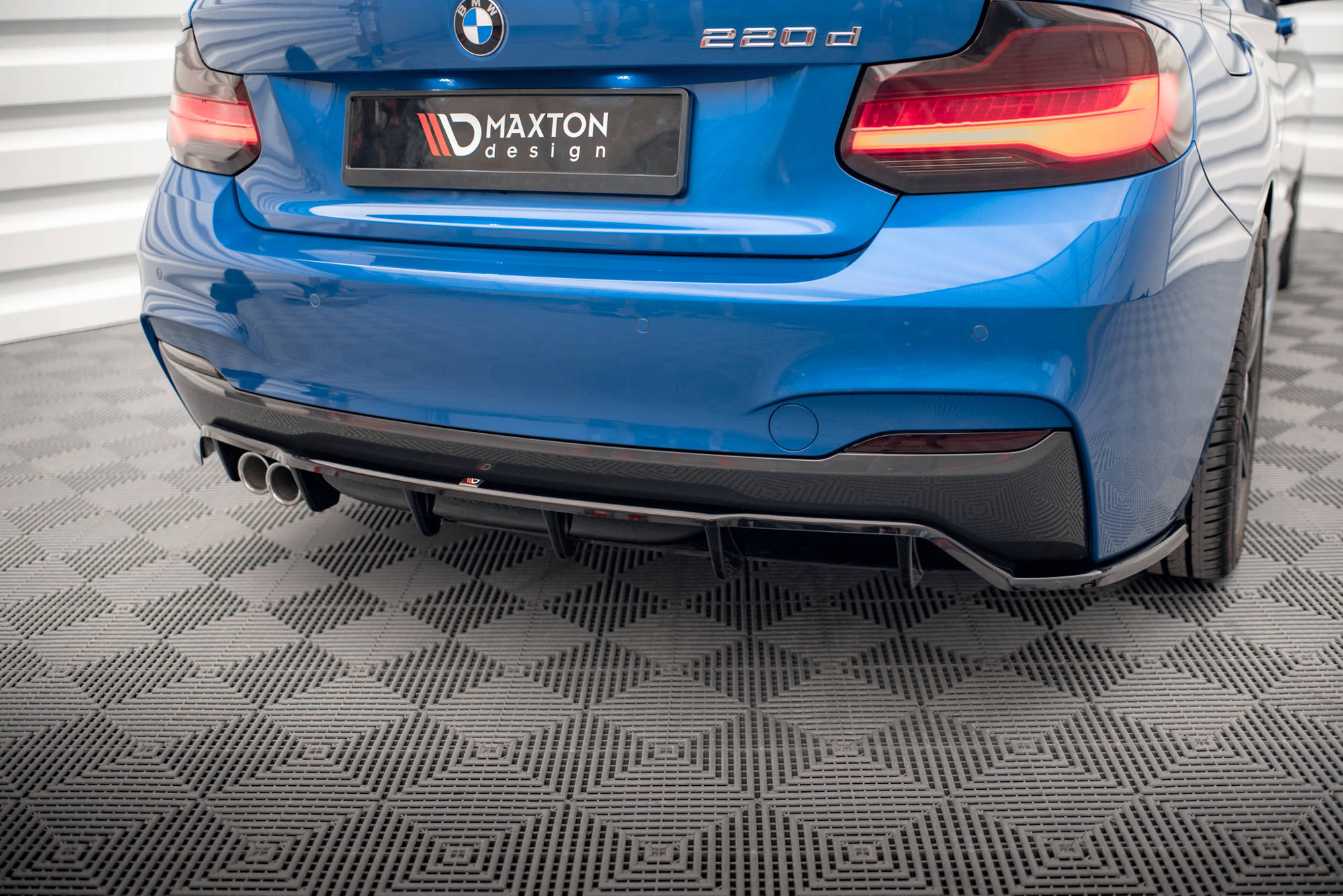 Mittlerer Cup Diffusor DTM Look Heck Ansatz für BMW 2 M-Paket F22