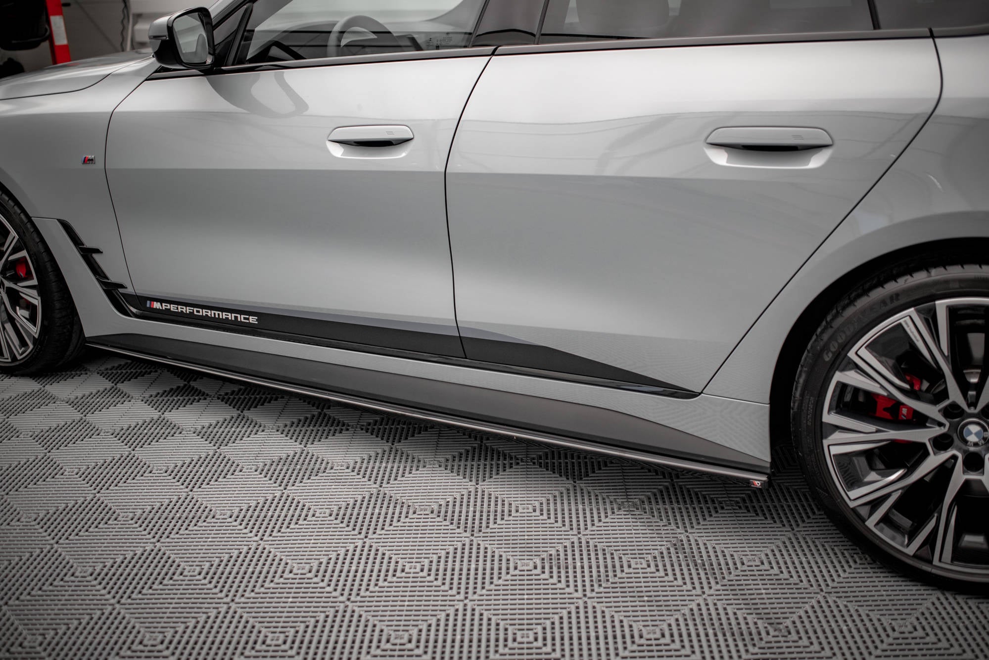 Seitenschweller V1 Ansatz für für BMW 4er Gran Coupe M - Paket / M440i G26