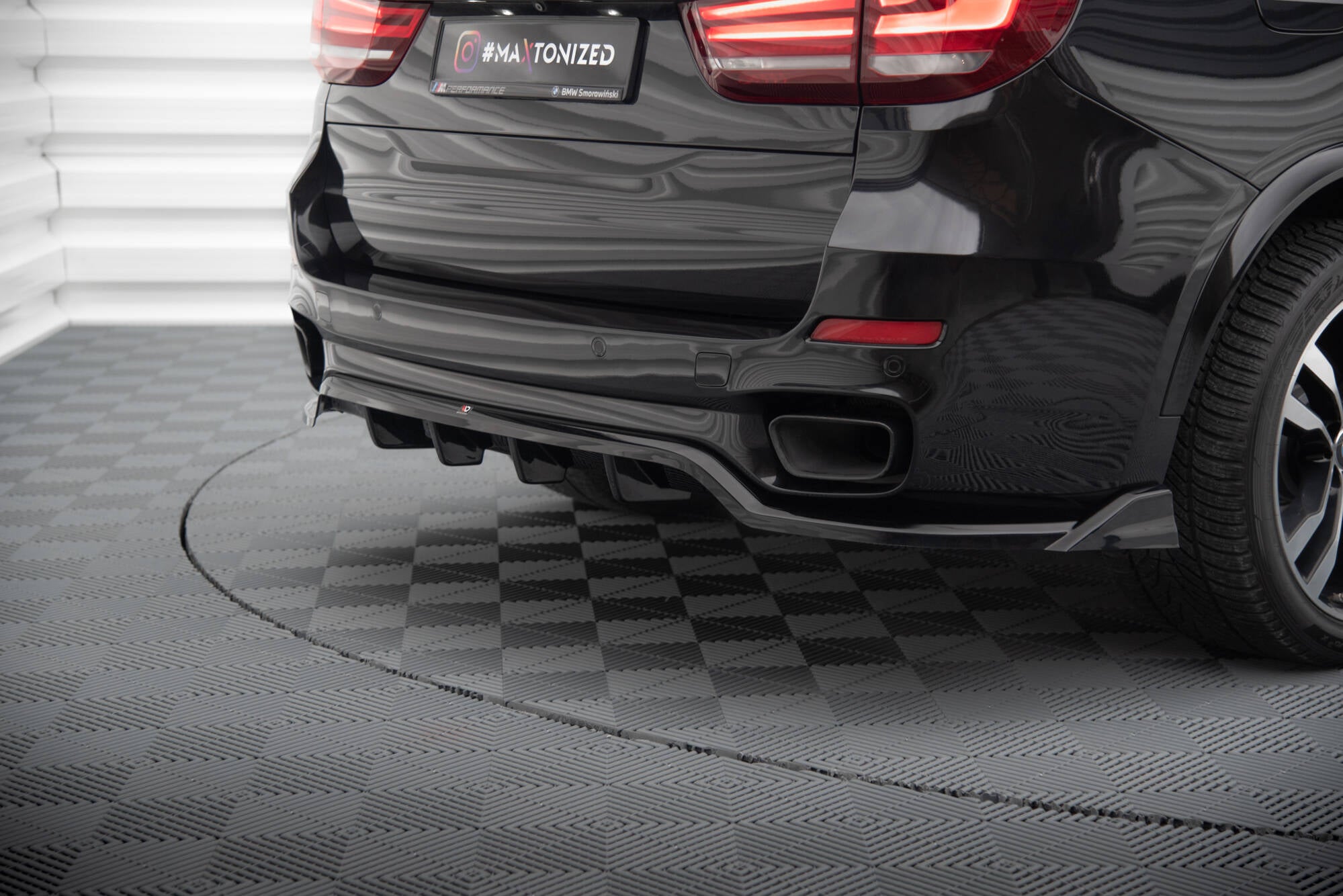 Mittlerer Cup Diffusor DTM Look Heck Ansatz für BMW X5 M-Paket F15