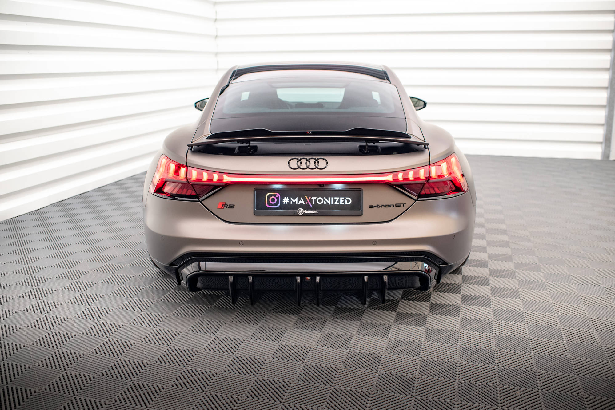 Diffusor Heck Ansatz für Audi e-Tron GT / RS GT Mk1