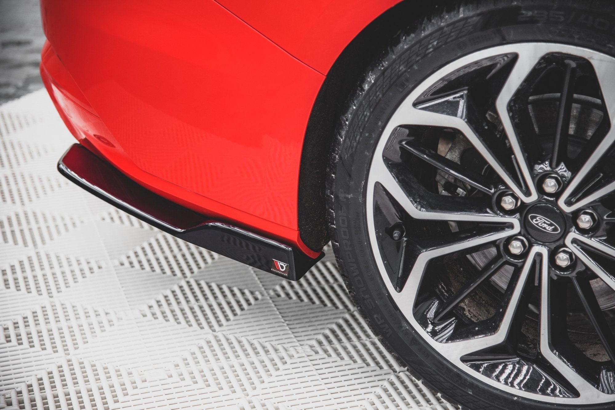 Heck Ansatz Flaps Diffusor V2 für Ford Focus ST-Line Kombi Mk4